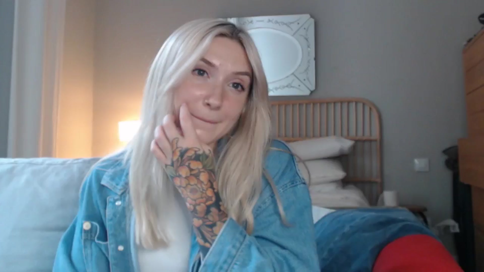 Gallery image thumbnail from Tattoo_bbgirl's myfreecams stream on, 06/28/2024, 18:17 image 13 of 20