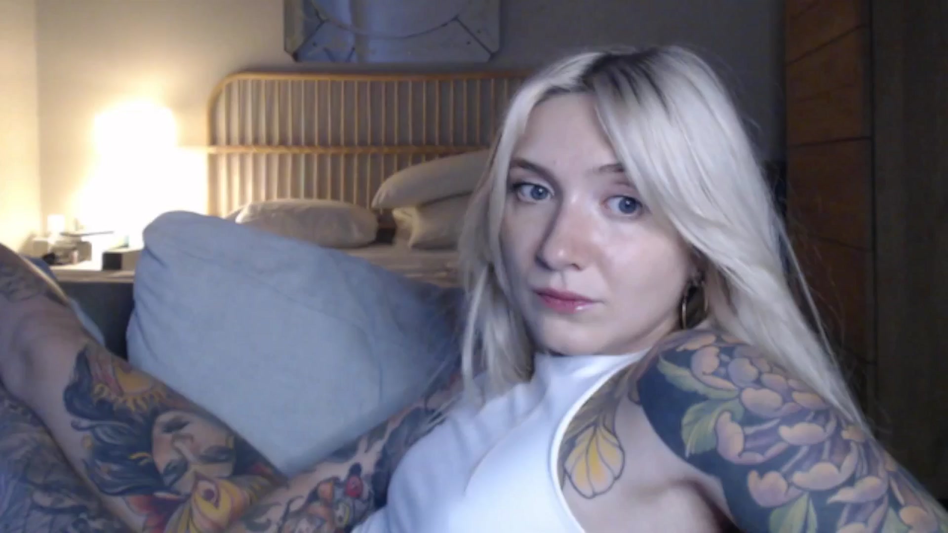Gallery image thumbnail from Tattoo_bbgirl's myfreecams stream on, 06/28/2024, 20:00 image 15 of 20