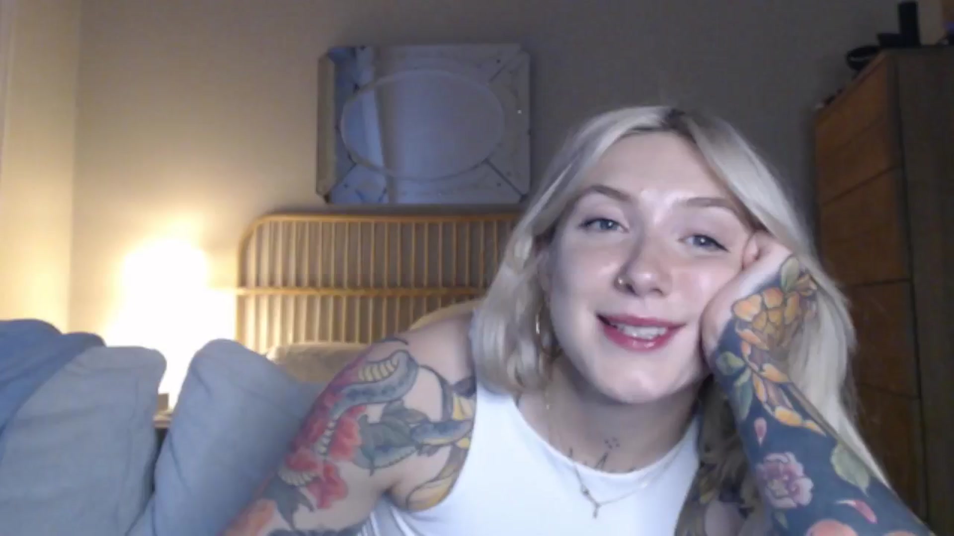 Gallery image thumbnail from Tattoo_bbgirl's myfreecams stream on, 06/28/2024, 20:00 image 12 of 20