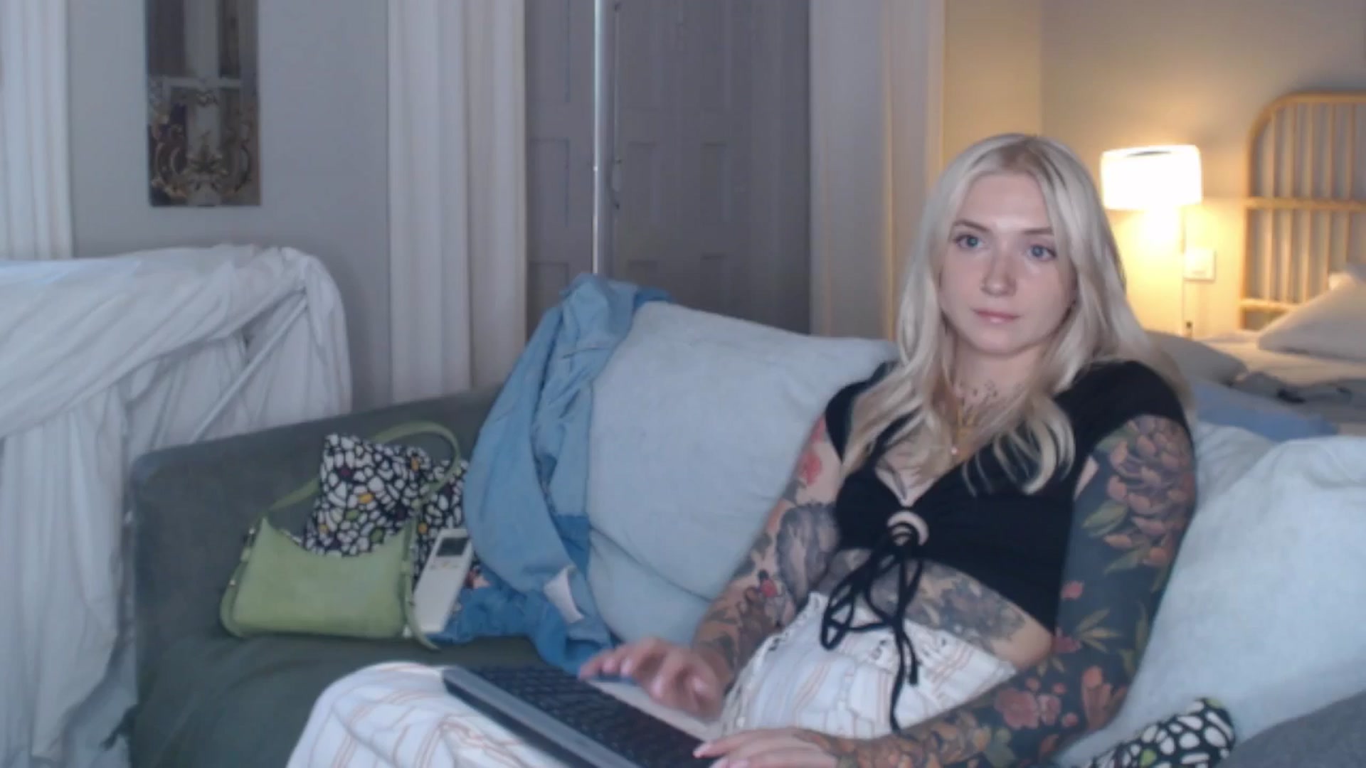 Gallery image thumbnail from Tattoo_bbgirl's myfreecams stream on, 07/04/2024, 19:10 image 4 of 20