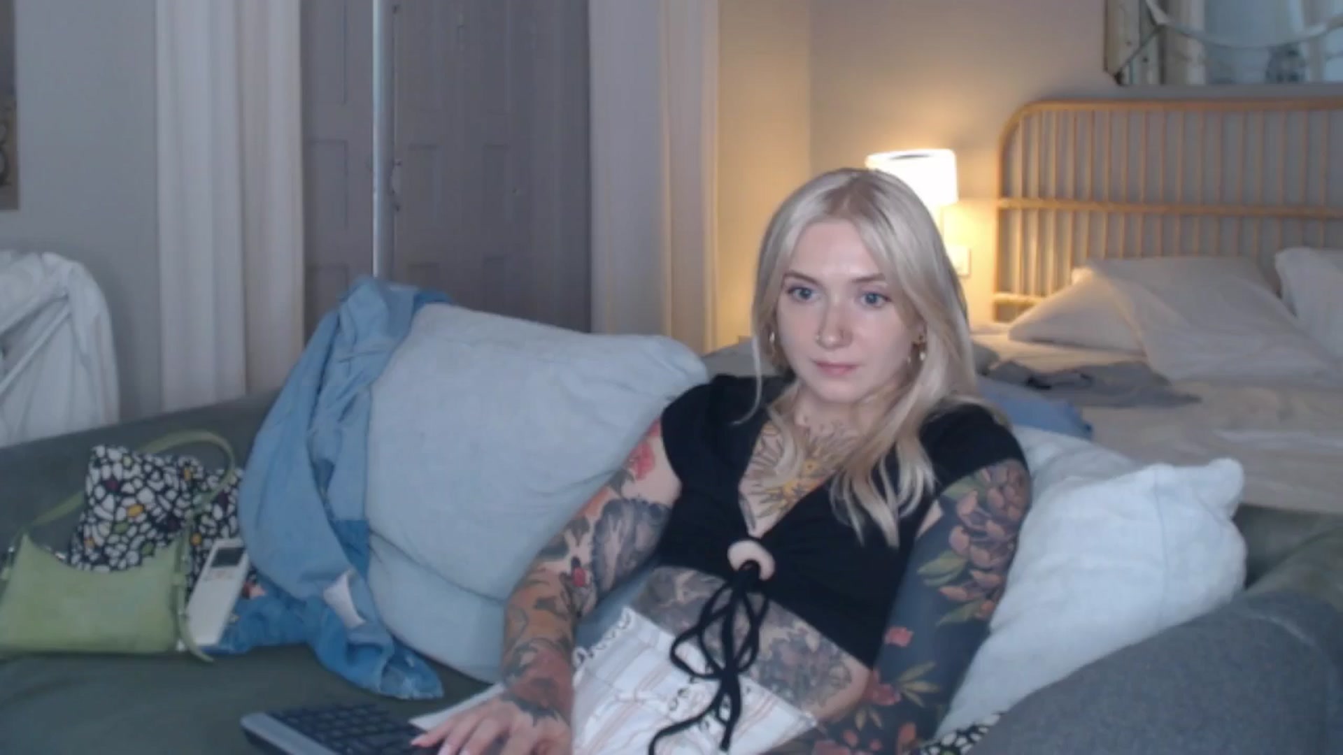 Gallery image thumbnail from Tattoo_bbgirl's myfreecams stream on, 07/04/2024, 19:10 image 10 of 20