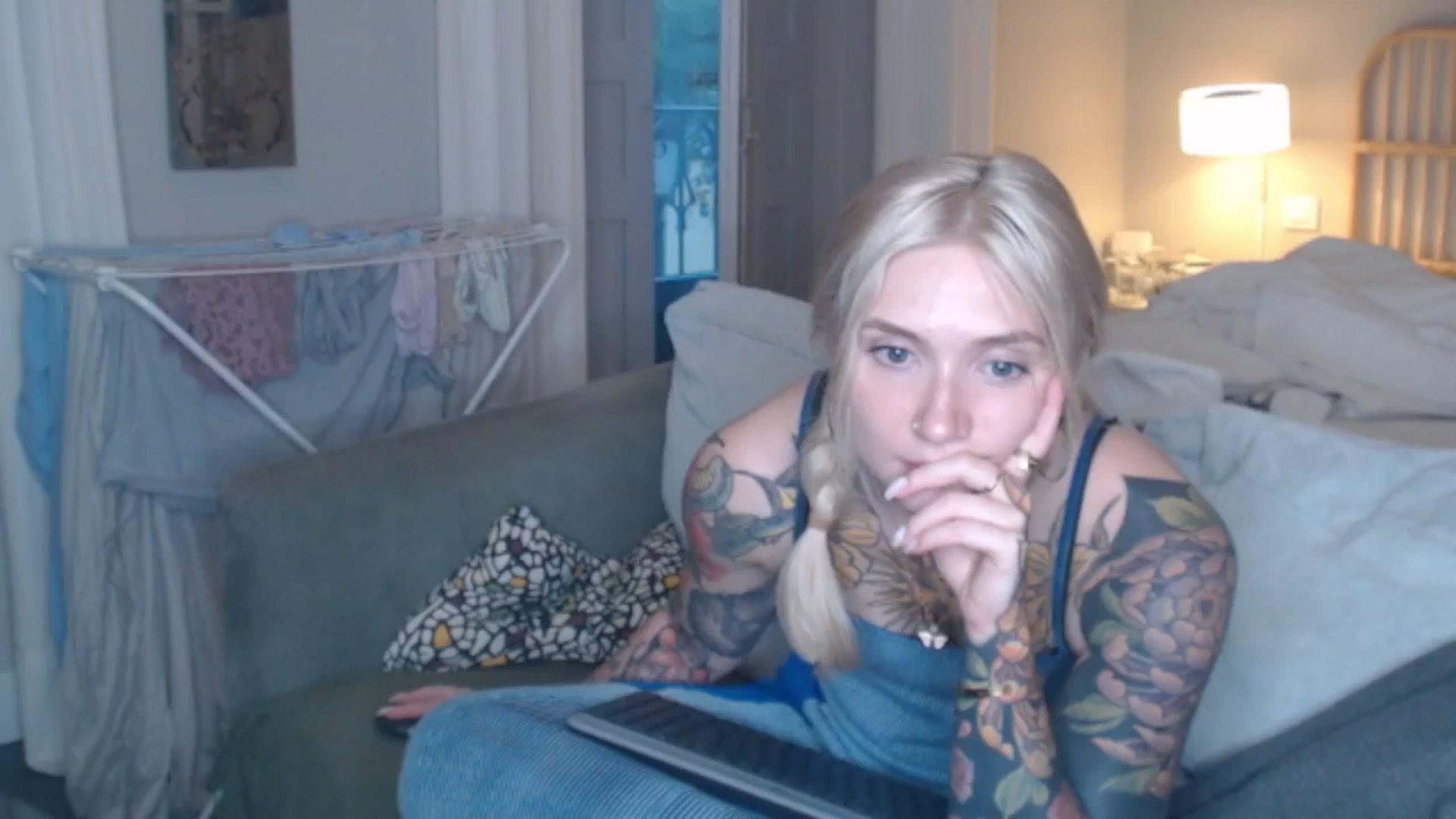 Gallery image thumbnail from Tattoo_bbgirl's myfreecams stream on, 07/10/2024, 19:26 image 15 of 20