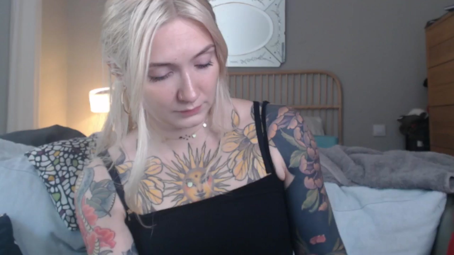 Gallery image thumbnail from Tattoo_bbgirl's myfreecams stream on, 07/16/2024, 15:05 image 6 of 20