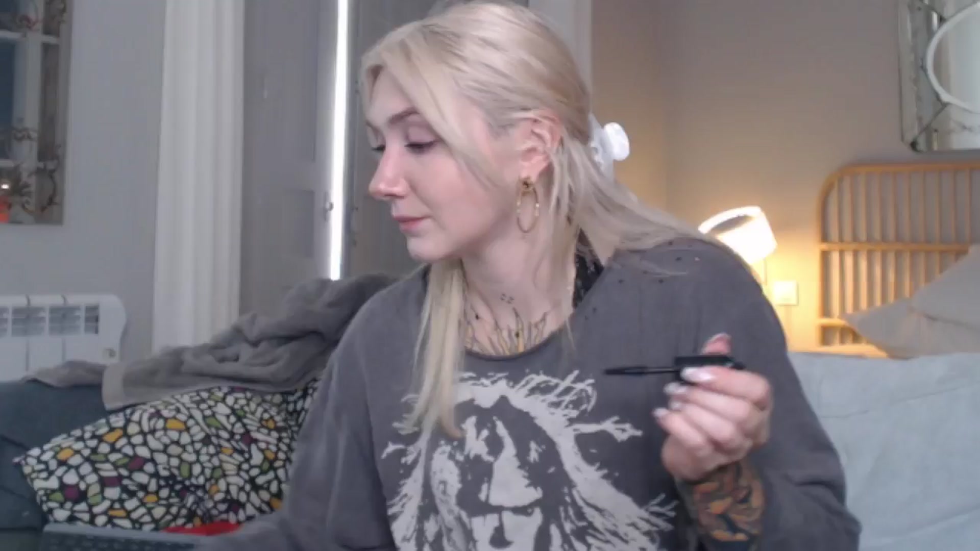 Gallery image thumbnail from Tattoo_bbgirl's myfreecams stream on, 07/22/2024, 13:46 image 13 of 20