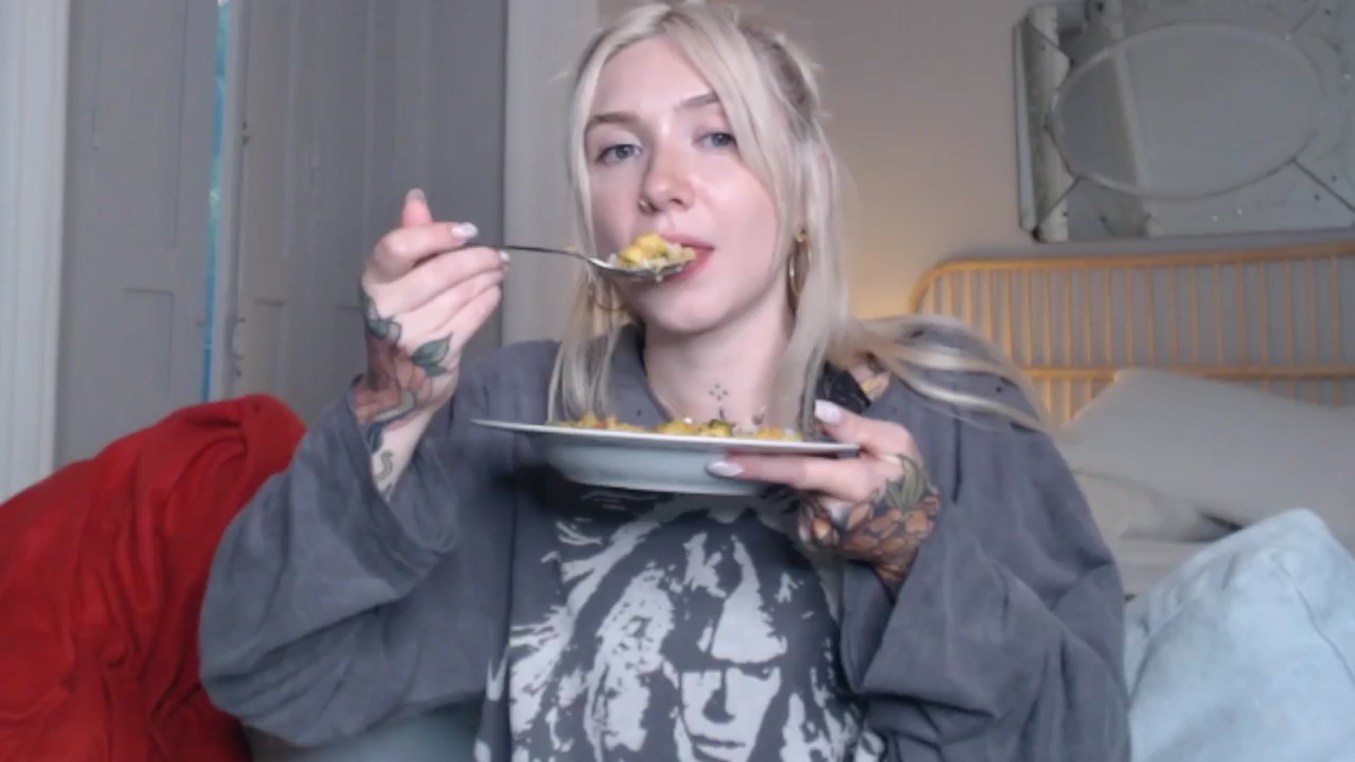 Gallery image thumbnail from Tattoo_bbgirl's myfreecams stream on, 07/22/2024, 19:37 image 6 of 20