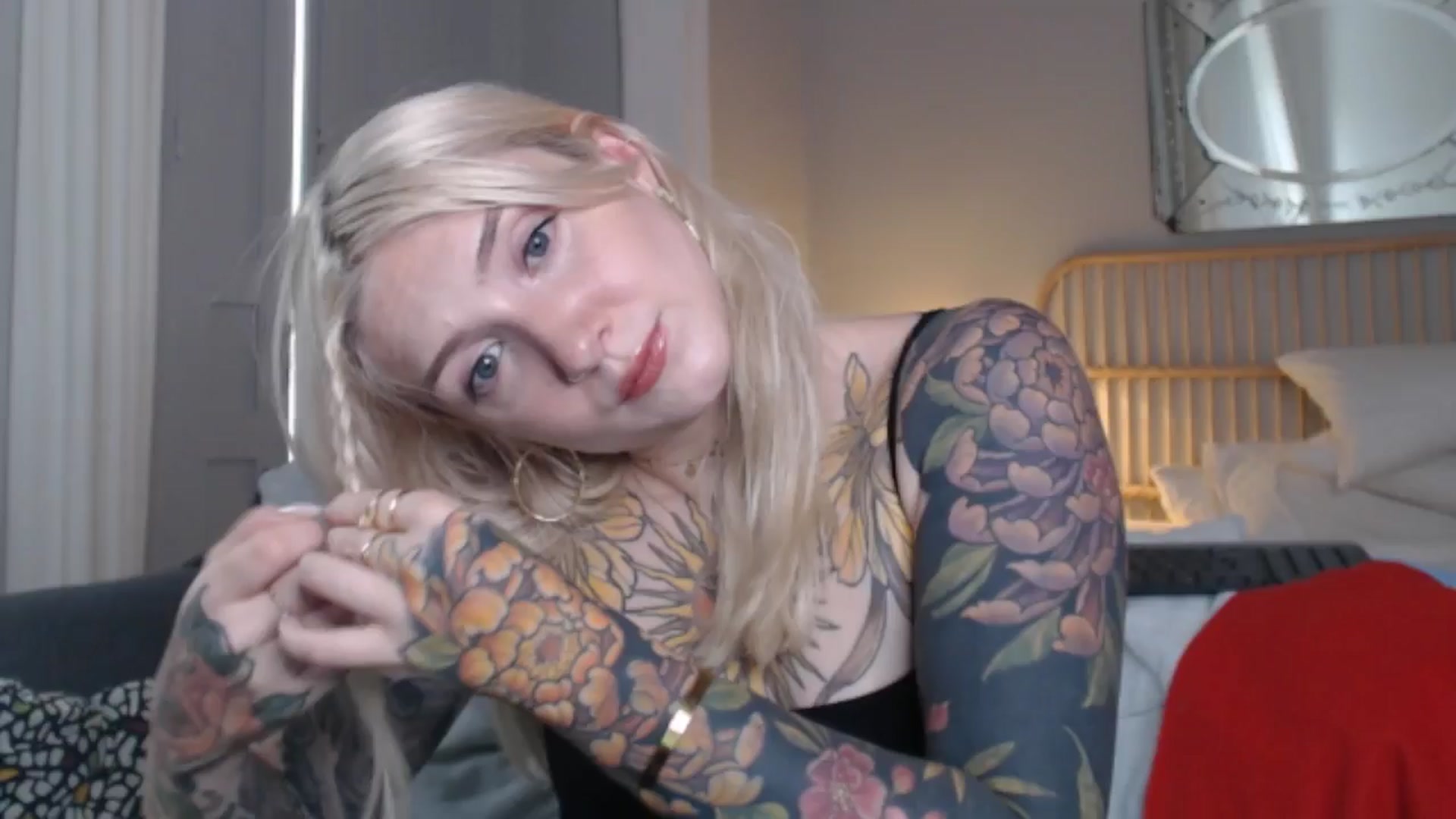 Gallery image thumbnail from Tattoo_bbgirl's myfreecams stream on, 07/29/2024, 14:16 image 16 of 20