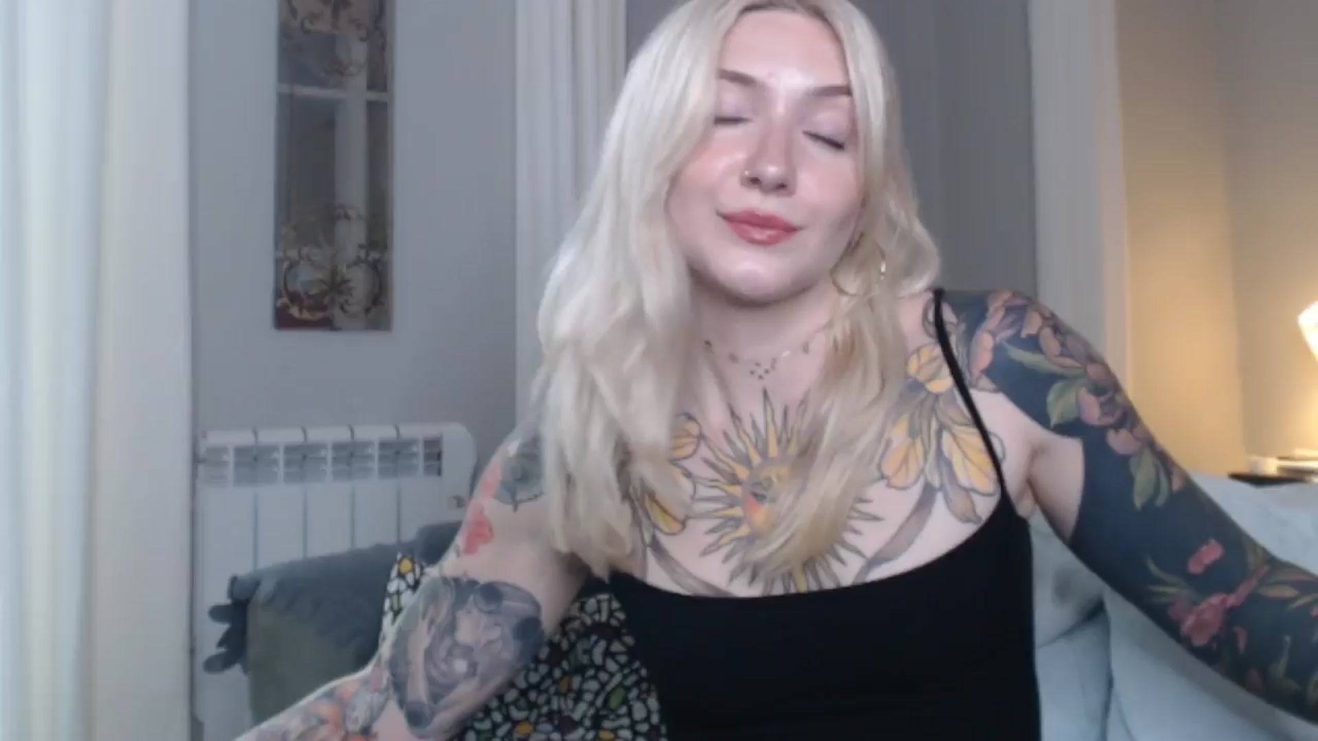 Gallery image thumbnail from Tattoo_bbgirl's myfreecams stream on, 07/29/2024, 14:16 image 13 of 20