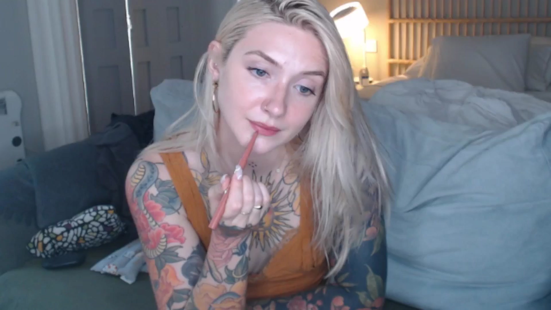 Gallery image thumbnail from Tattoo_bbgirl's myfreecams stream on, 07/30/2024, 16:05 image 10 of 20