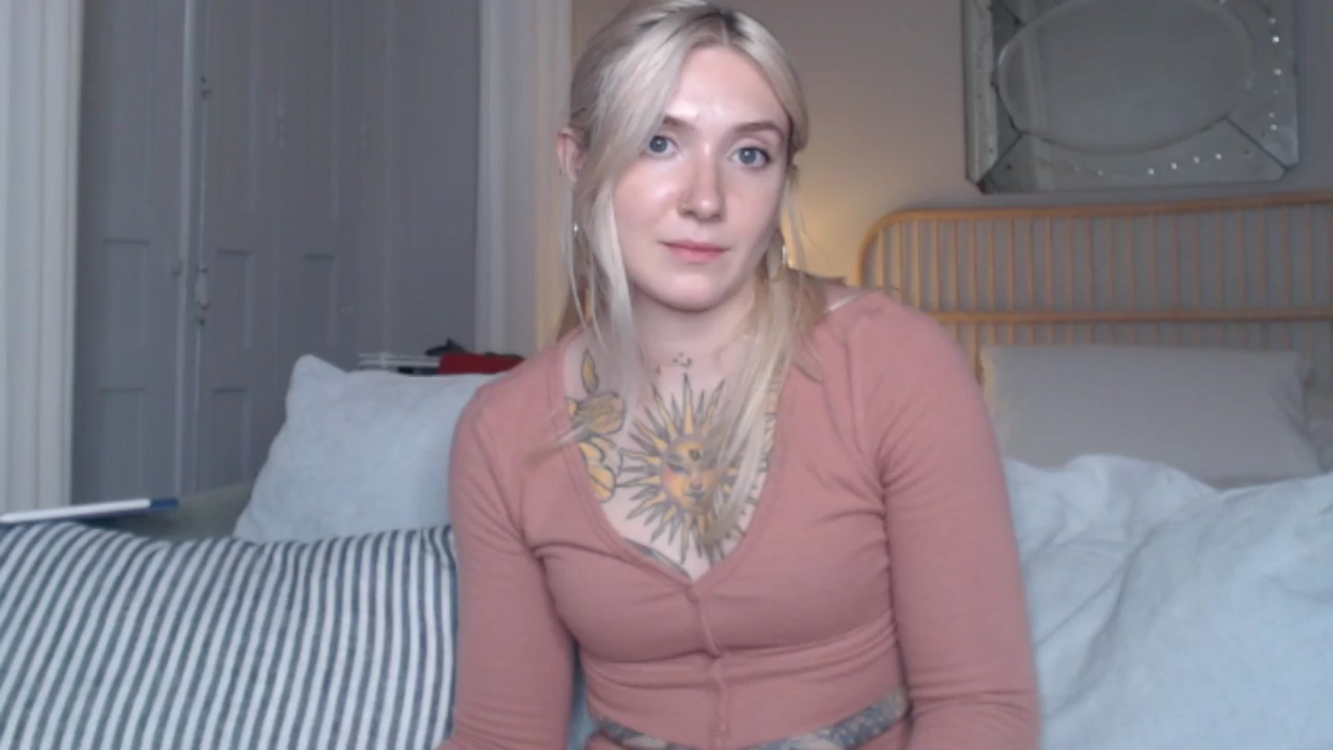 Gallery image thumbnail from Tattoo_bbgirl's myfreecams stream on, 08/05/2024, 19:47 image 6 of 20