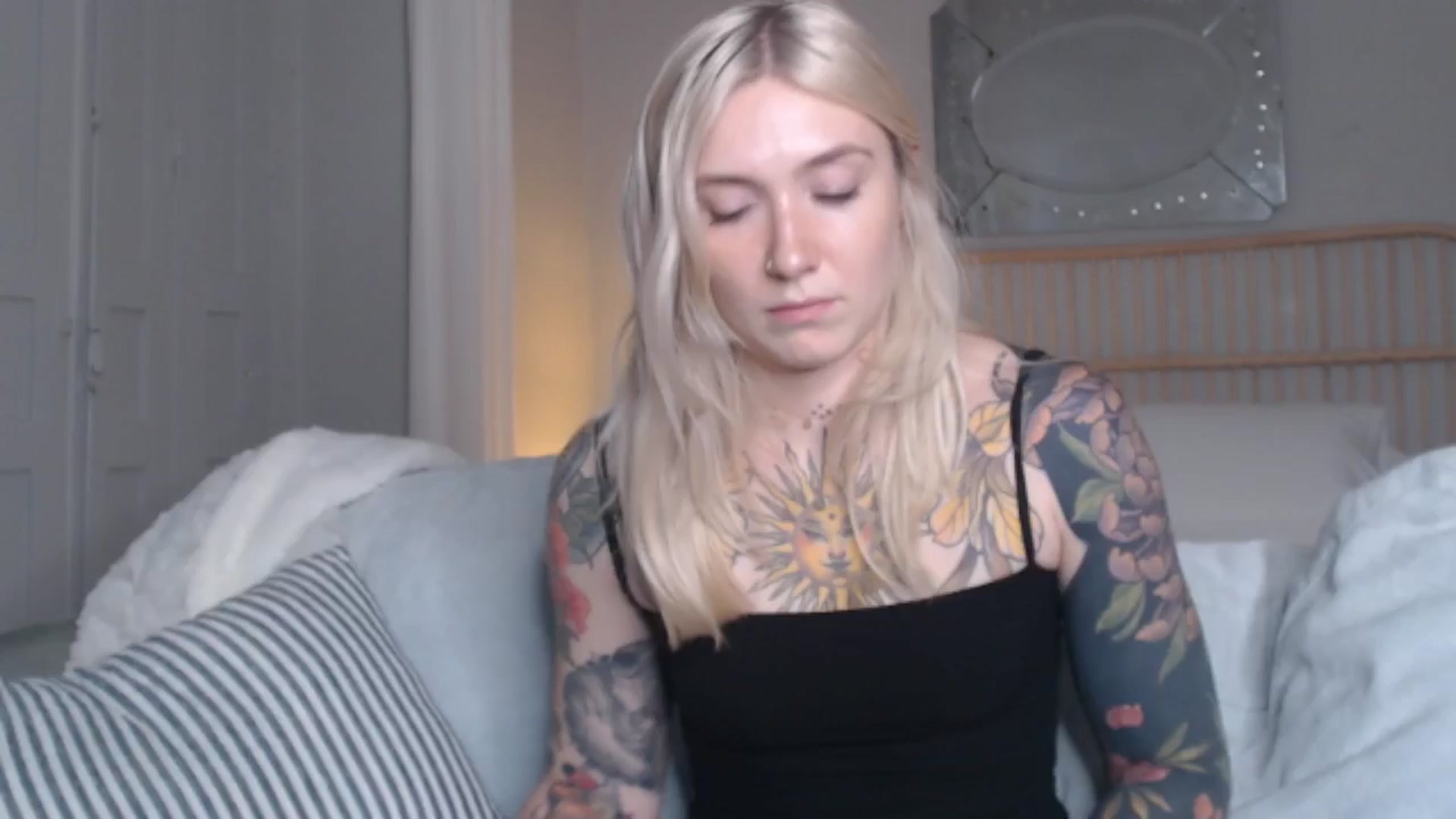 Gallery image thumbnail from Tattoo_bbgirl's myfreecams stream on, 08/09/2024, 18:56 image 19 of 20