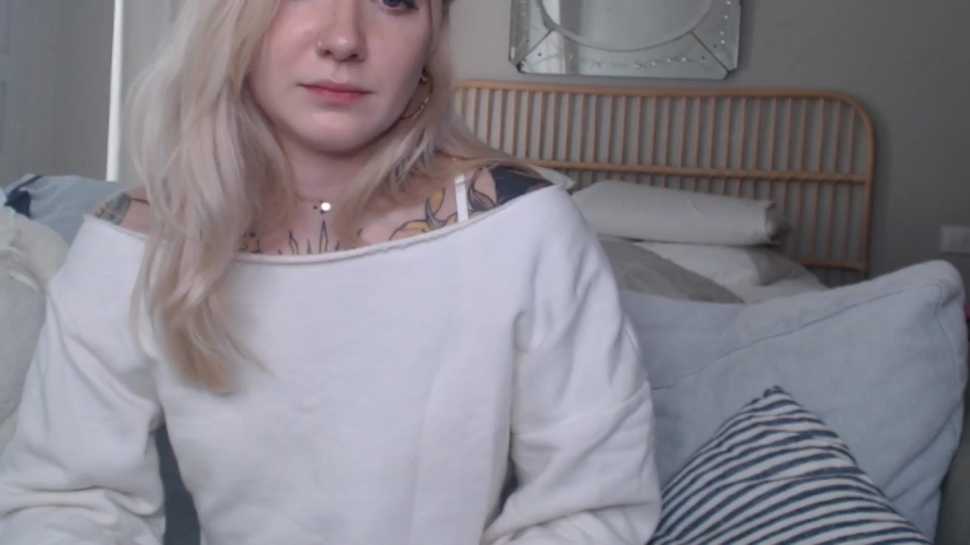 Gallery image thumbnail from Tattoo_bbgirl's myfreecams stream on, 08/12/2024, 14:40 image 19 of 20