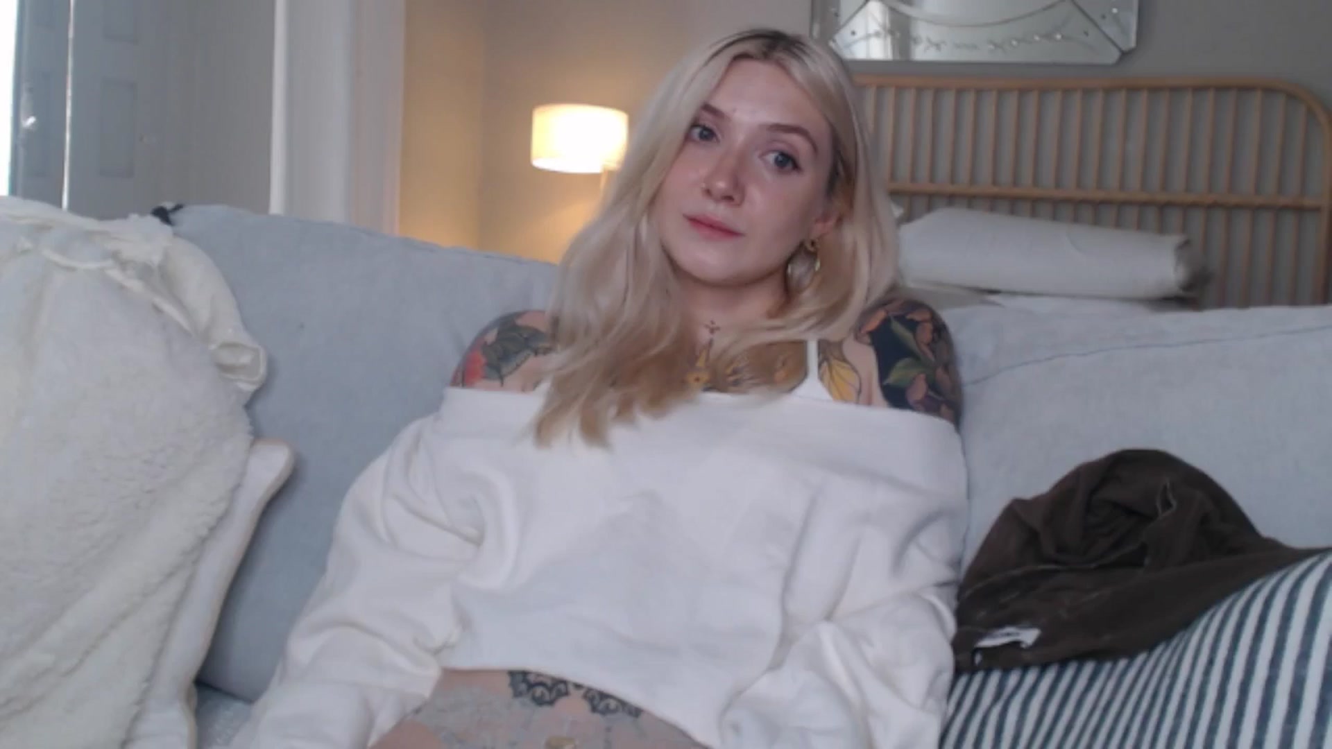 Gallery image thumbnail from Tattoo_bbgirl's myfreecams stream on, 08/12/2024, 14:40 image 2 of 20