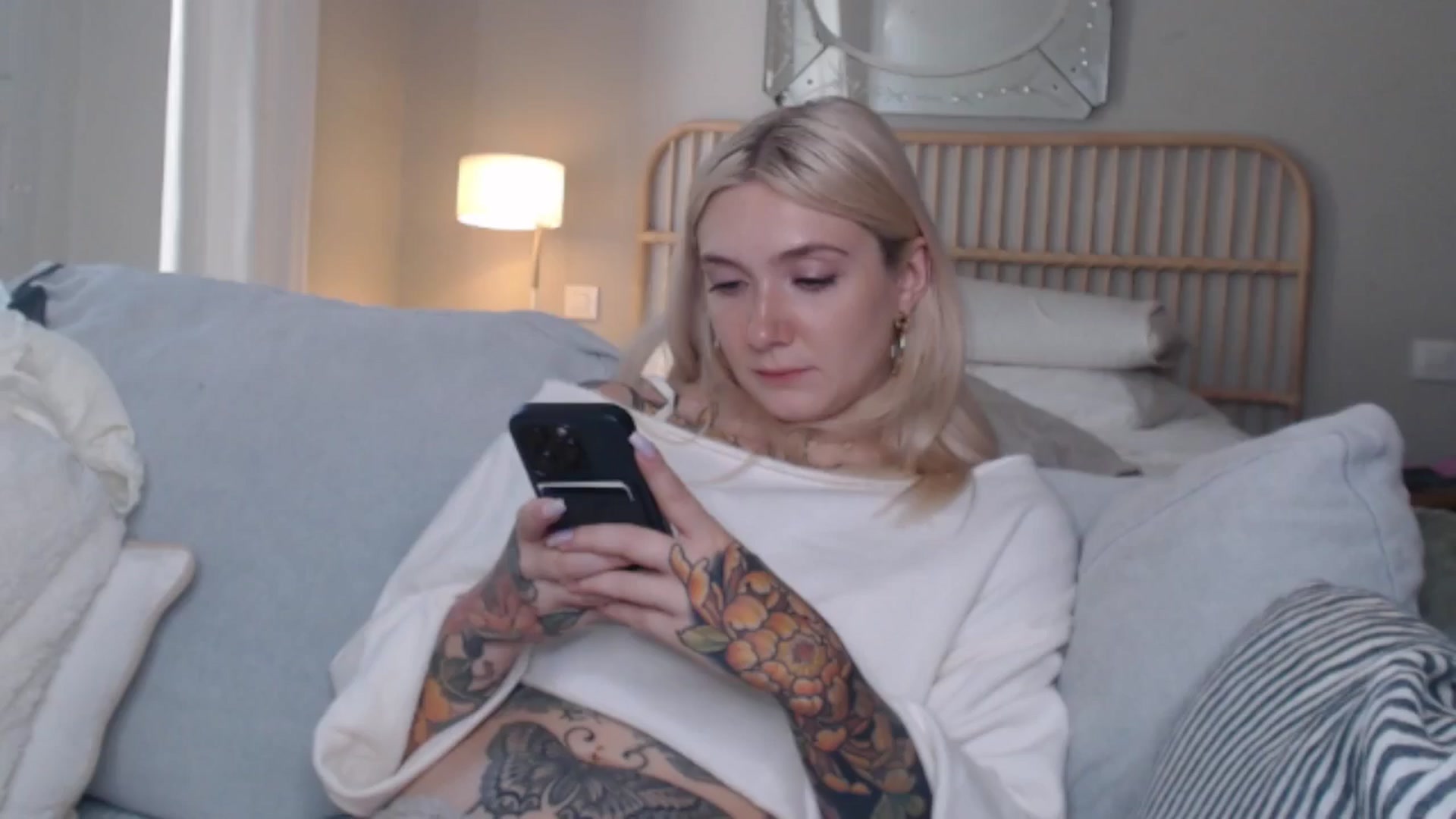 Gallery image thumbnail from Tattoo_bbgirl's myfreecams stream on, 08/12/2024, 15:25 image 4 of 20