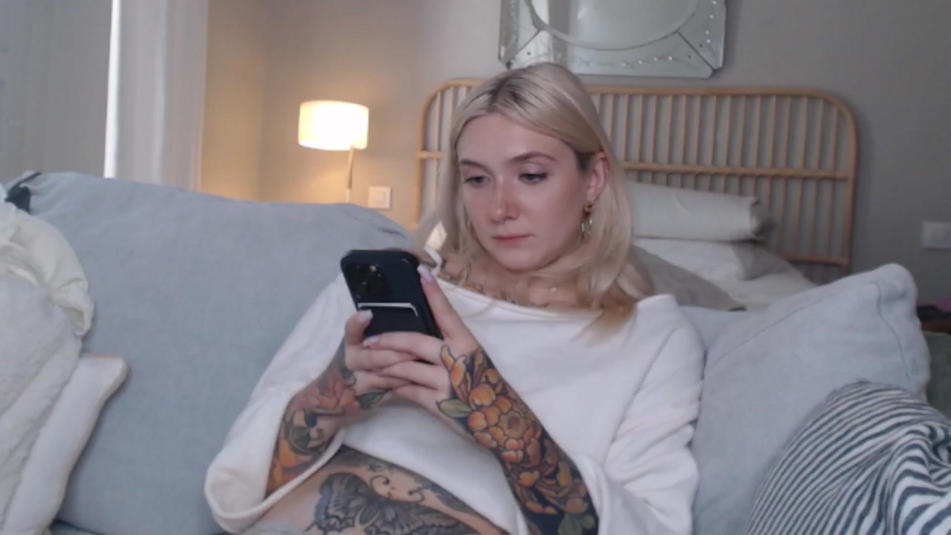 Gallery image thumbnail from Tattoo_bbgirl's myfreecams stream on, 08/12/2024, 15:25 image 3 of 20