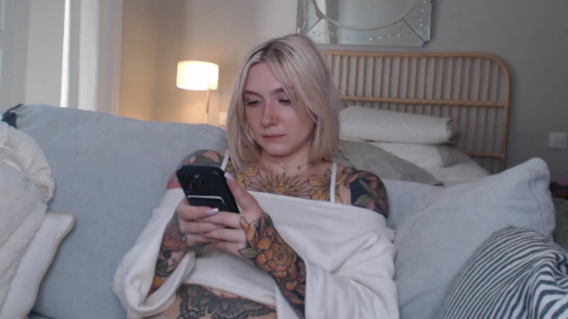 Gallery image thumbnail from Tattoo_bbgirl's myfreecams stream on, 08/12/2024, 15:25 image 11 of 20