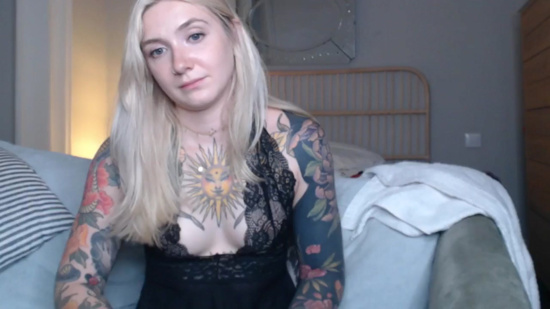 Gallery image thumbnail from Tattoo_bbgirl's myfreecams stream on, 08/14/2024, 21:39 image 14 of 20