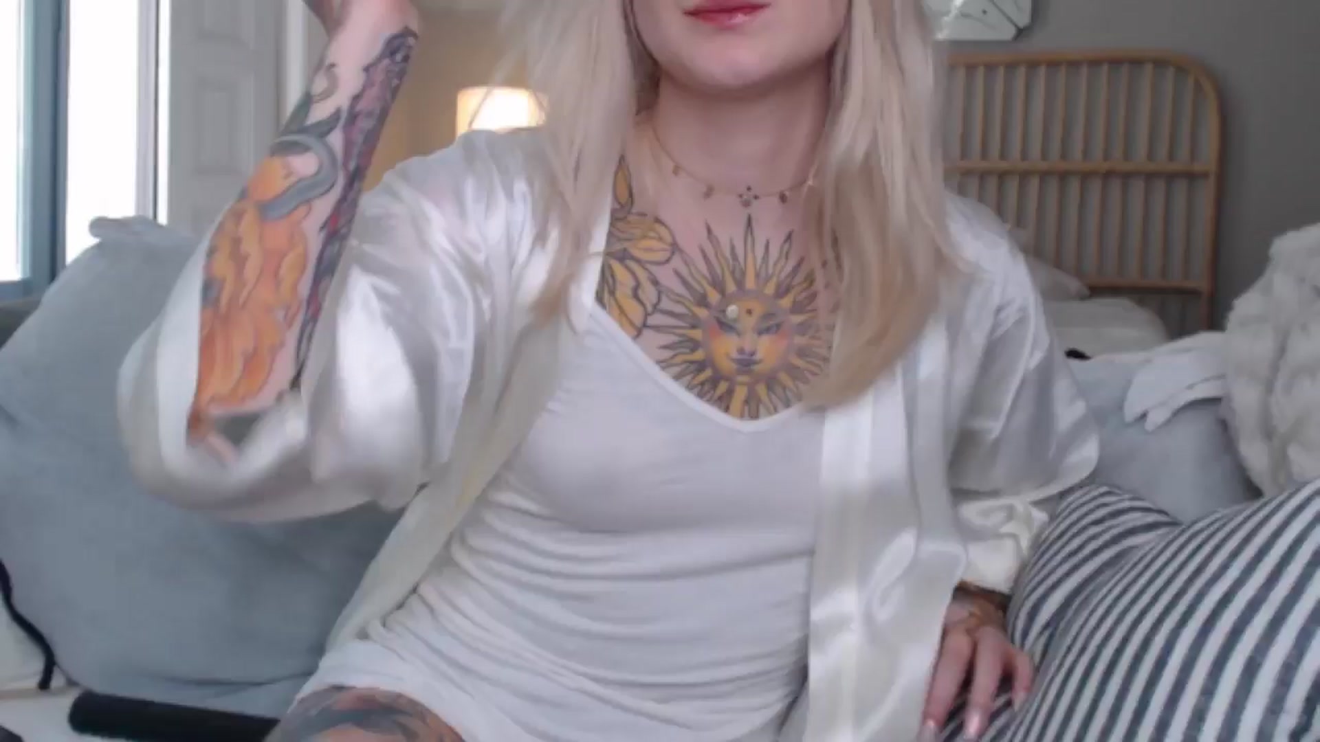 Gallery image thumbnail from Tattoo_bbgirl's myfreecams stream on, 08/15/2024, 15:05 image 7 of 20