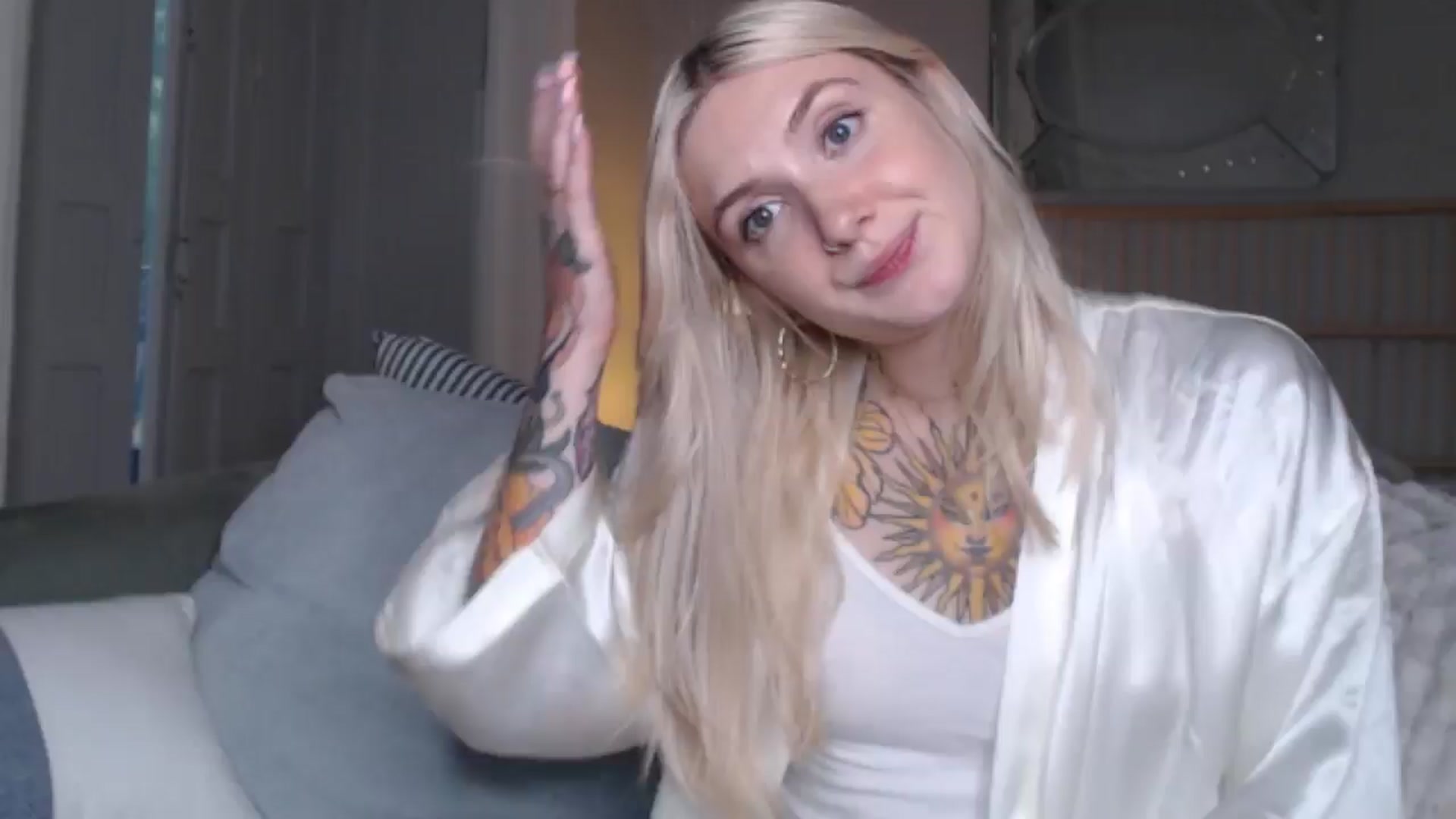 Gallery image thumbnail from Tattoo_bbgirl's myfreecams stream on, 08/15/2024, 21:38 image 6 of 20