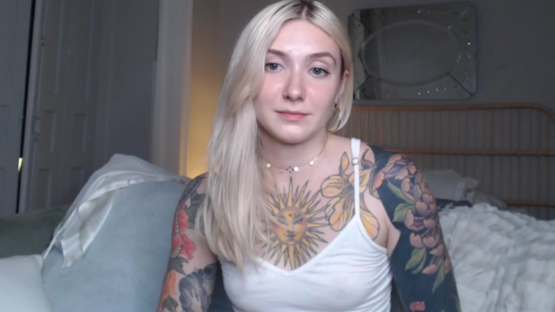 Gallery image thumbnail from Tattoo_bbgirl's myfreecams stream on, 08/15/2024, 21:38 image 18 of 20
