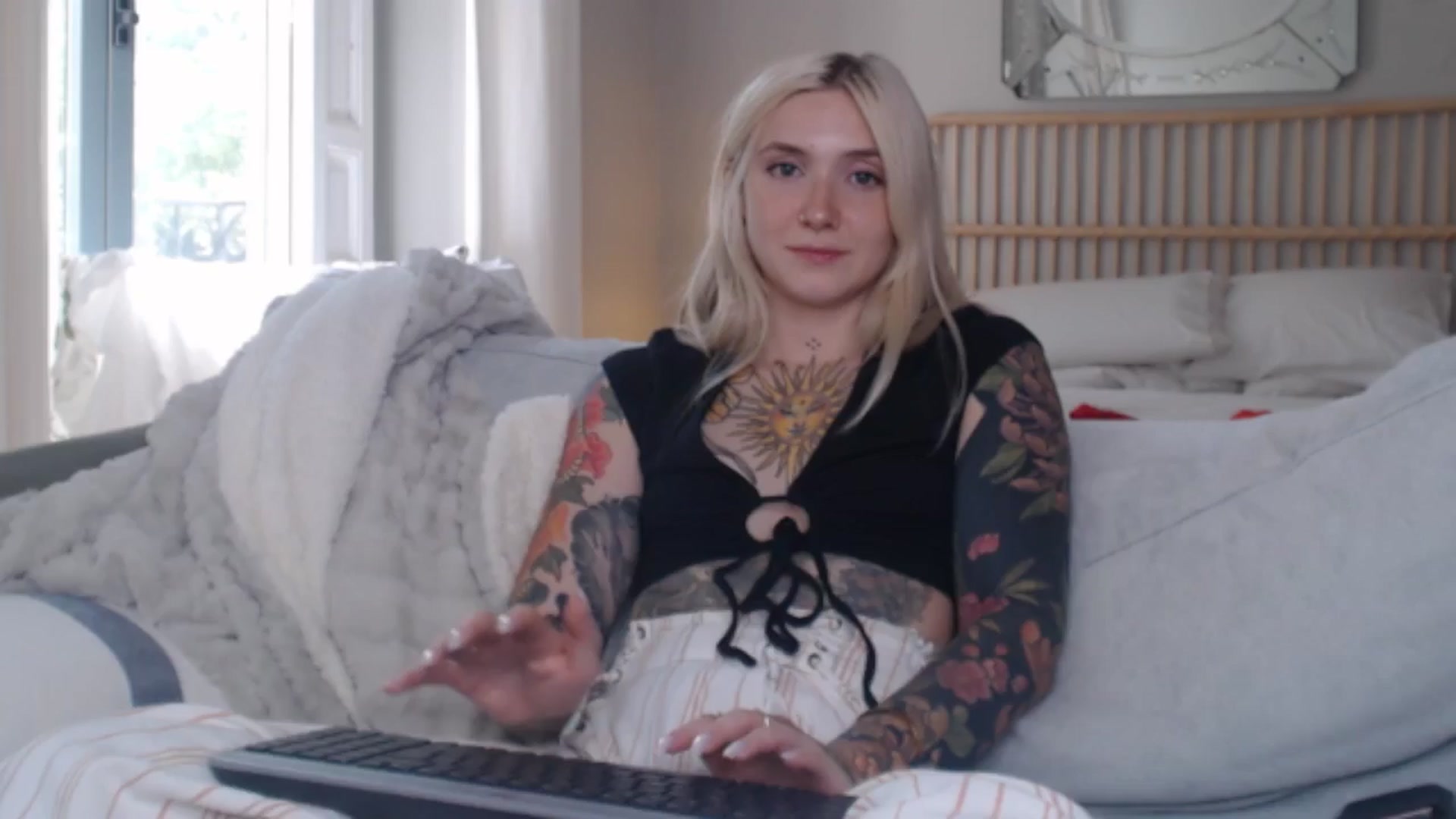 Gallery image thumbnail from Tattoo_bbgirl's myfreecams stream on, 08/21/2024, 15:24 image 12 of 20