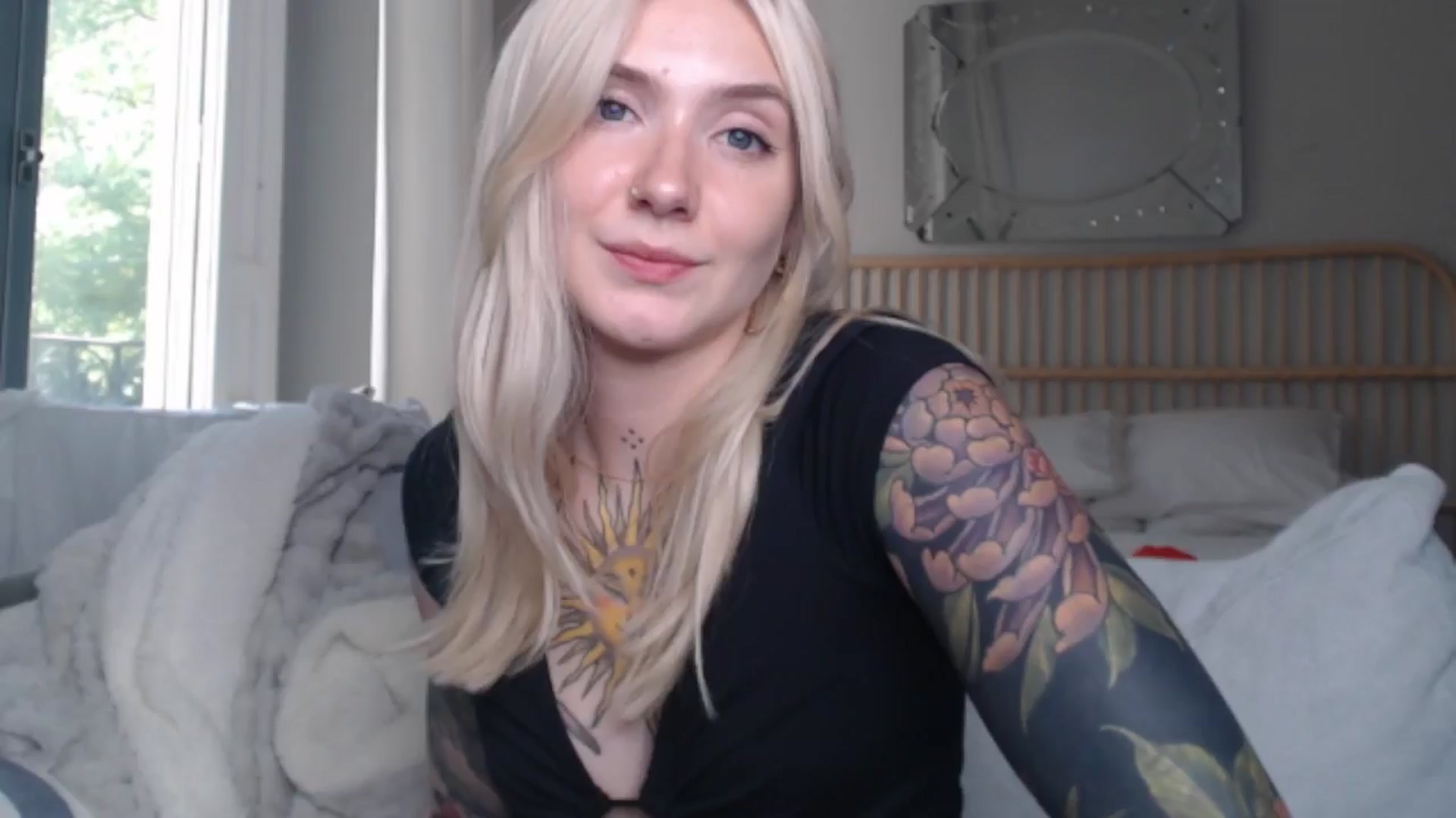 Gallery image thumbnail from Tattoo_bbgirl's myfreecams stream on, 08/21/2024, 19:10 image 5 of 20