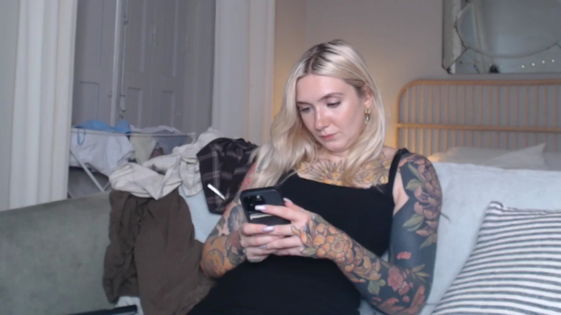 Gallery image thumbnail from Tattoo_bbgirl's myfreecams stream on, 08/26/2024, 19:53 image 14 of 20