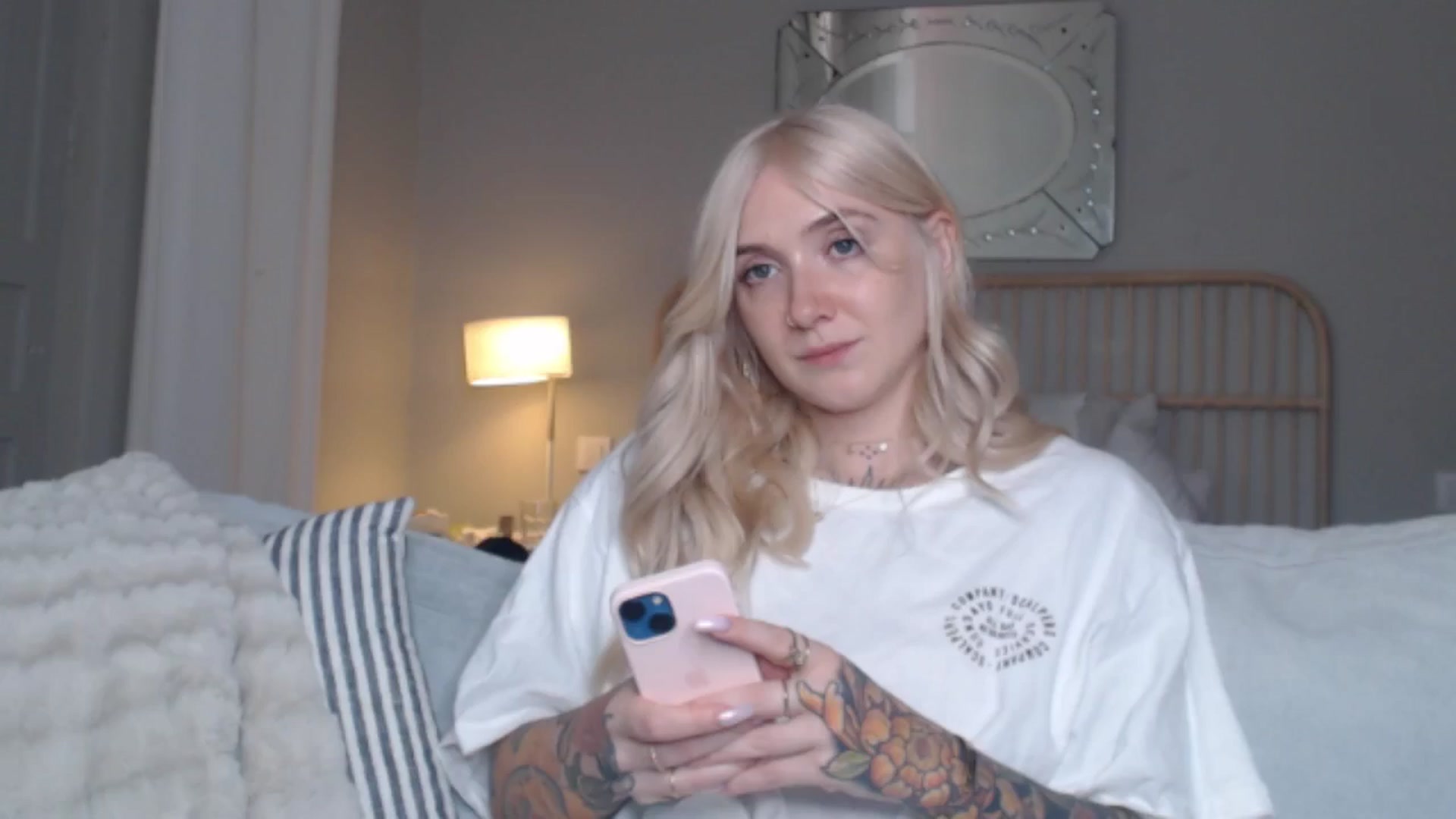 Gallery image thumbnail from Tattoo_bbgirl's myfreecams stream on, 08/27/2024, 17:31 image 1 of 20