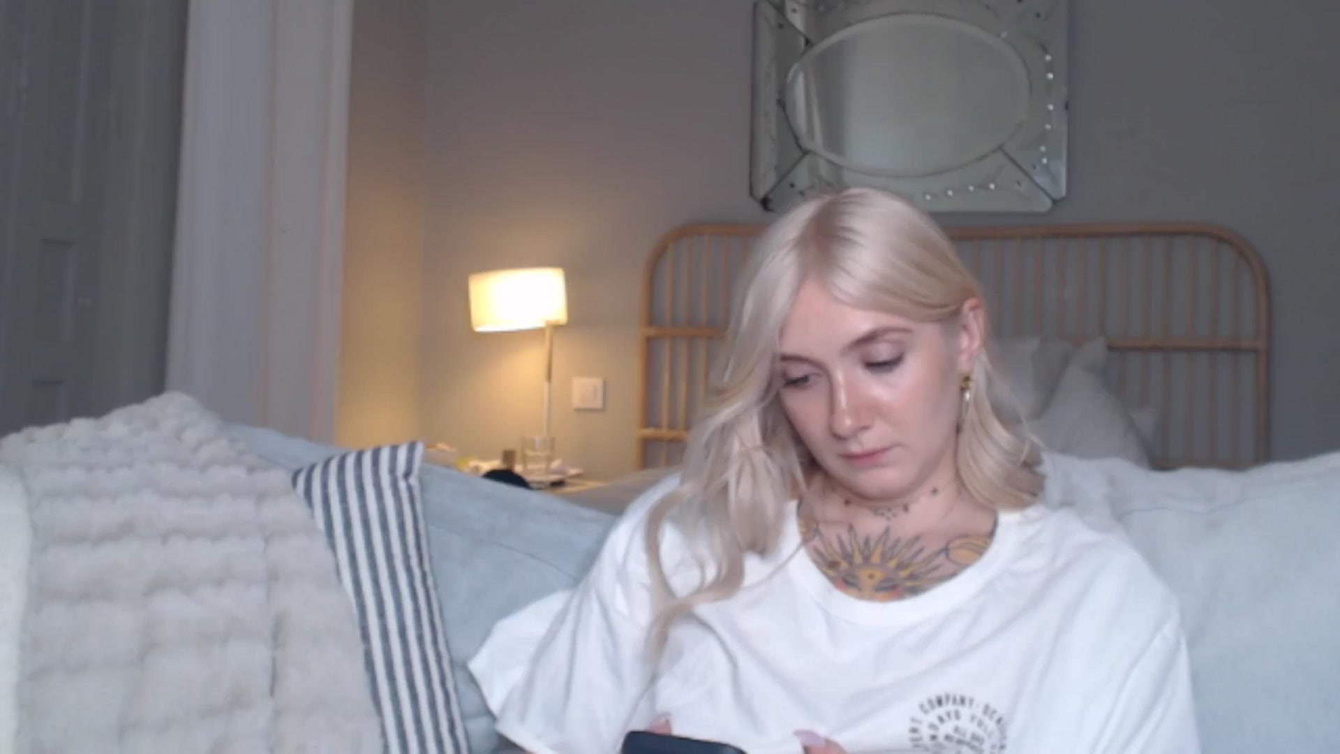 Gallery image thumbnail from Tattoo_bbgirl's myfreecams stream on, 08/27/2024, 17:31 image 10 of 20