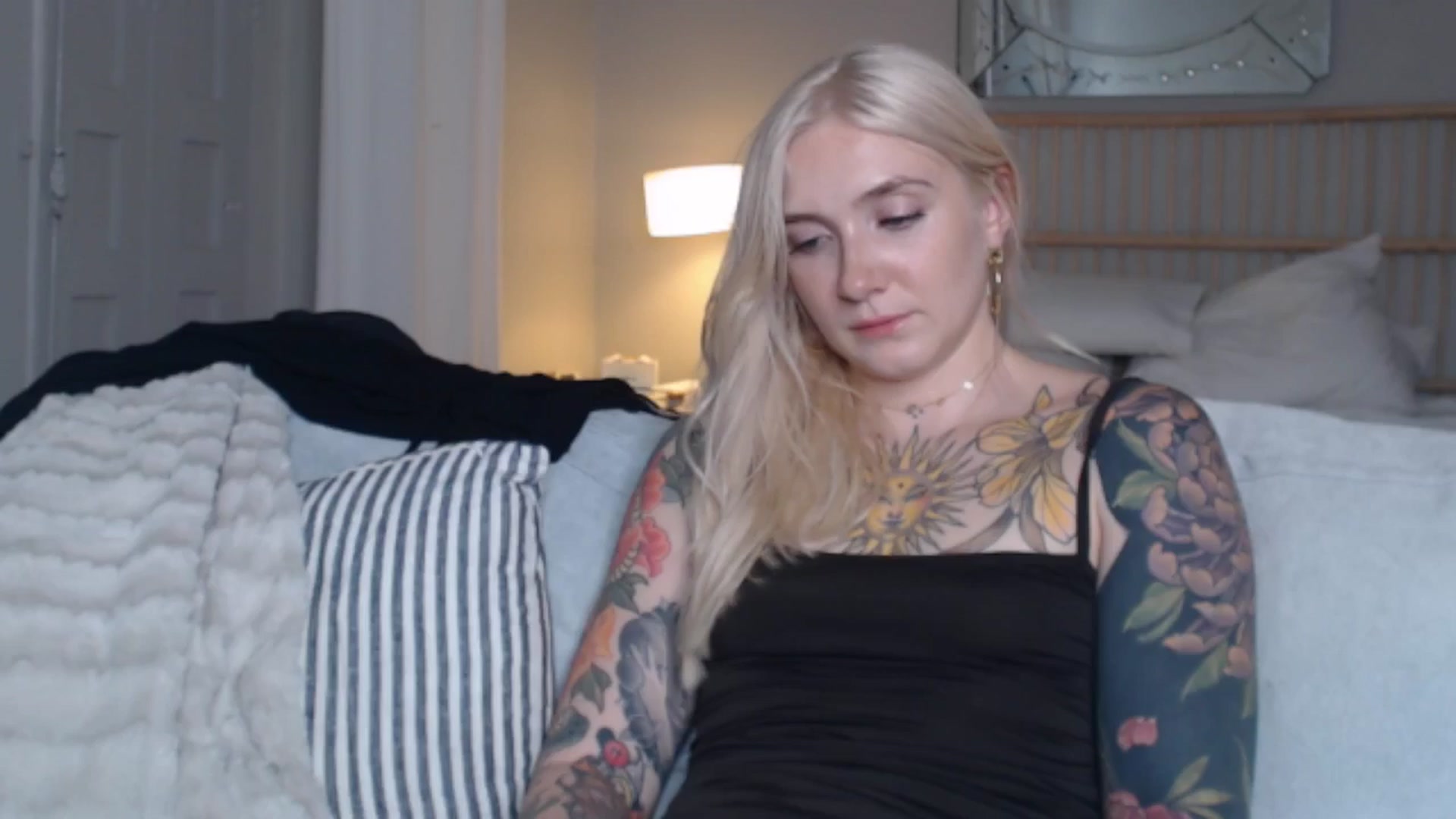 Gallery image thumbnail from Tattoo_bbgirl's myfreecams stream on, 08/28/2024, 17:05 image 16 of 20