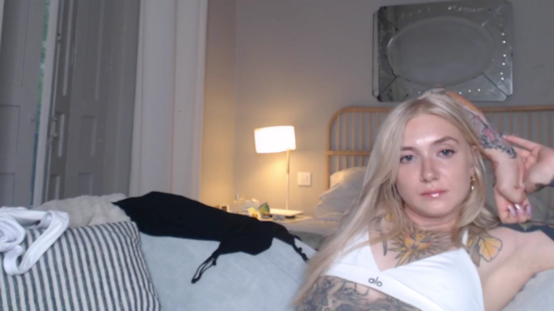 Gallery image thumbnail from Tattoo_bbgirl's myfreecams stream on, 08/30/2024, 18:38 image 2 of 20