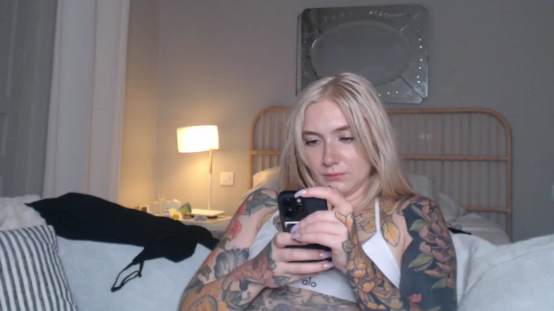 Gallery image thumbnail from Tattoo_bbgirl's myfreecams stream on, 08/30/2024, 18:38 image 15 of 20