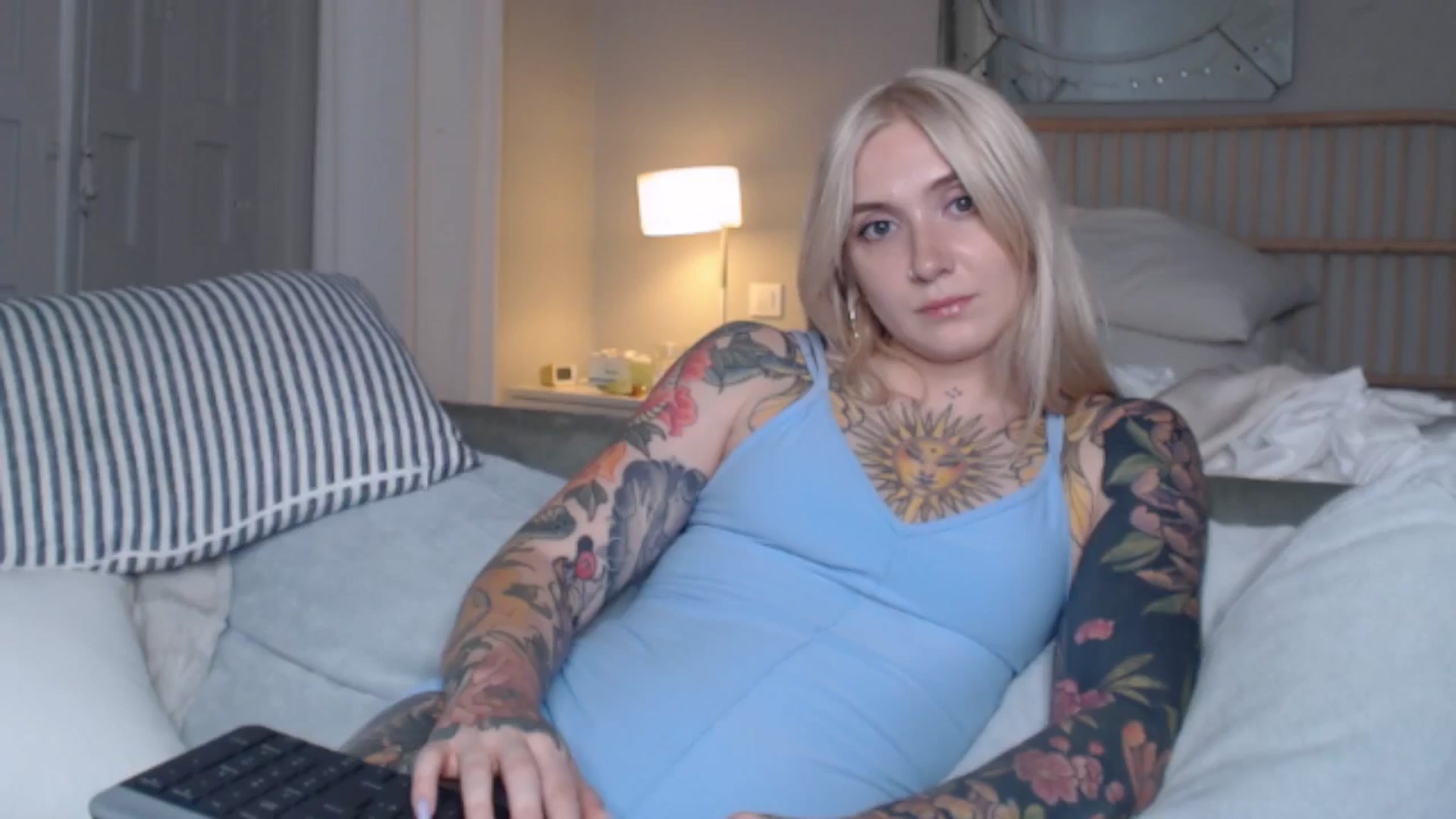 Gallery image thumbnail from Tattoo_bbgirl's myfreecams stream on, 09/03/2024, 20:36 image 10 of 20