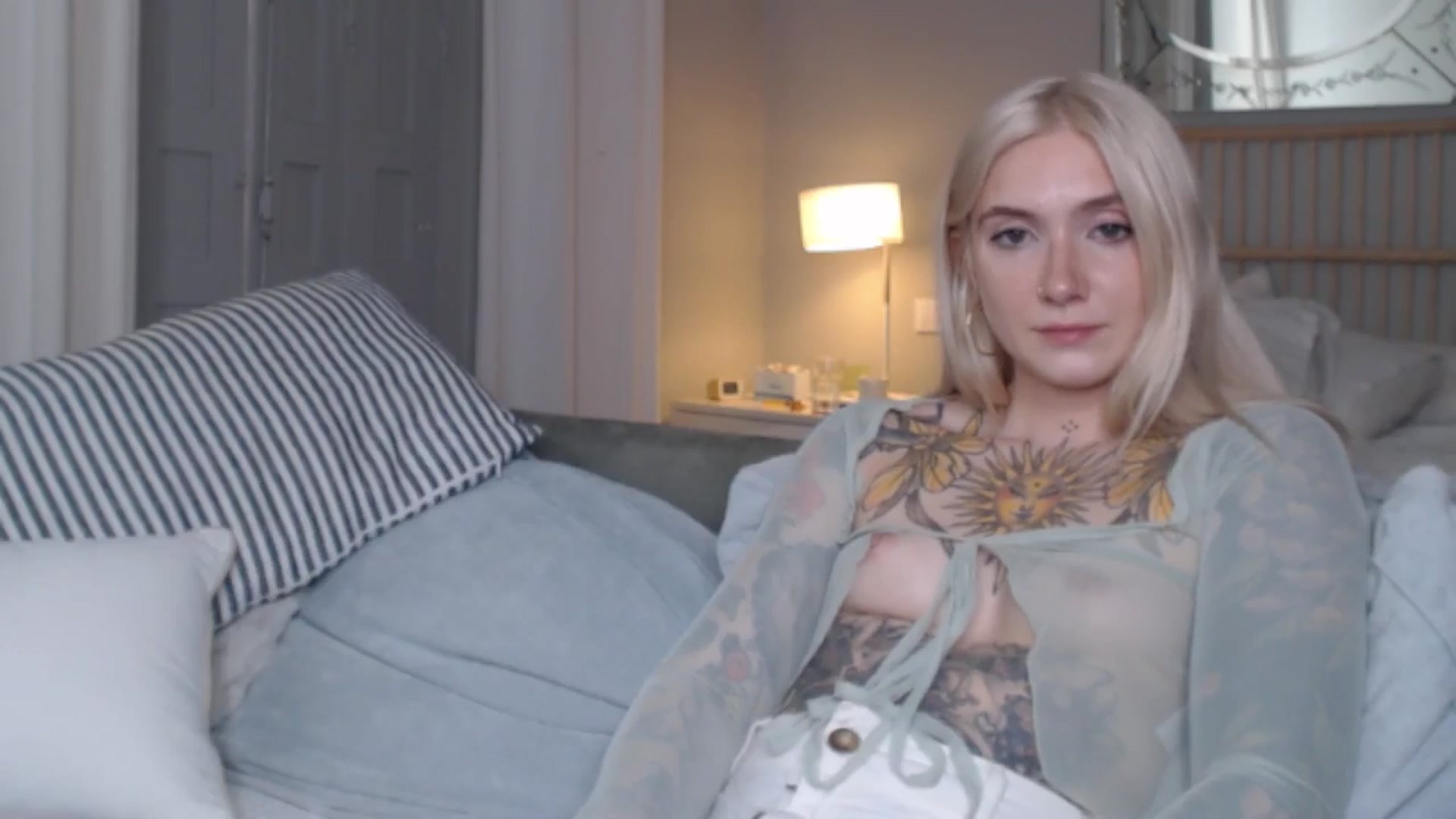 Gallery image thumbnail from Tattoo_bbgirl's myfreecams stream on, 09/04/2024, 18:50 image 9 of 20