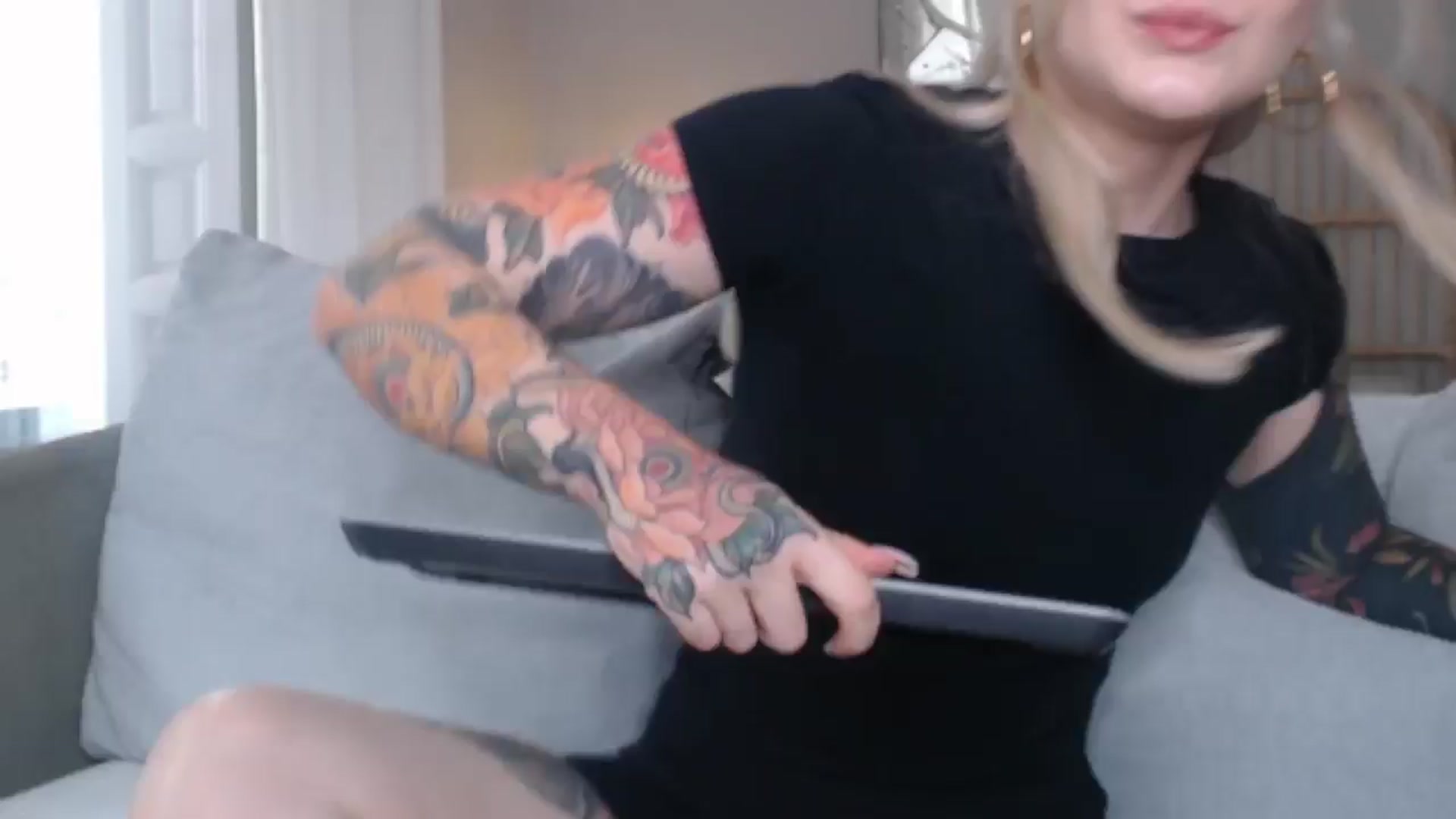 Gallery image thumbnail from Tattoo_bbgirl's myfreecams stream on, 09/05/2024, 13:03 image 8 of 20