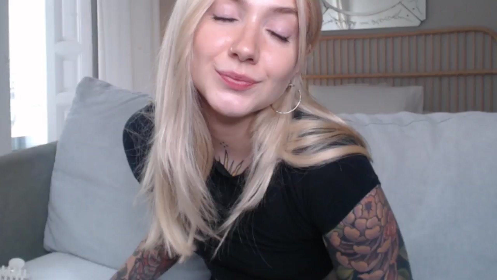 Gallery image thumbnail from Tattoo_bbgirl's myfreecams stream on, 09/05/2024, 13:31 image 1 of 20