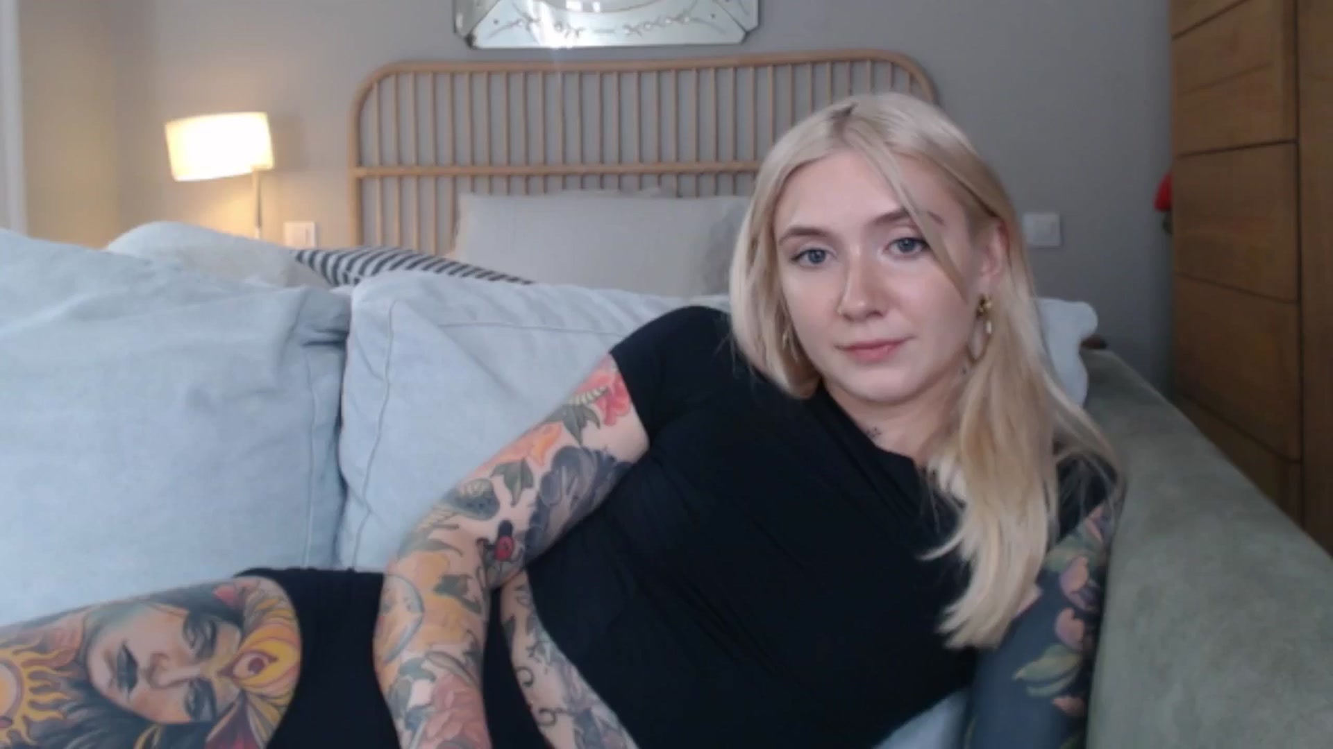 Gallery image thumbnail from Tattoo_bbgirl's myfreecams stream on, 09/05/2024, 15:02 image 14 of 20