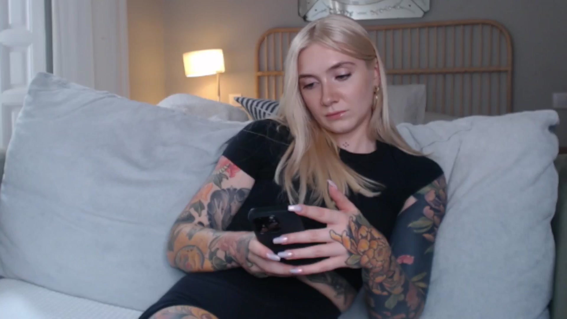 Gallery image thumbnail from Tattoo_bbgirl's myfreecams stream on, 09/05/2024, 15:02 image 4 of 20