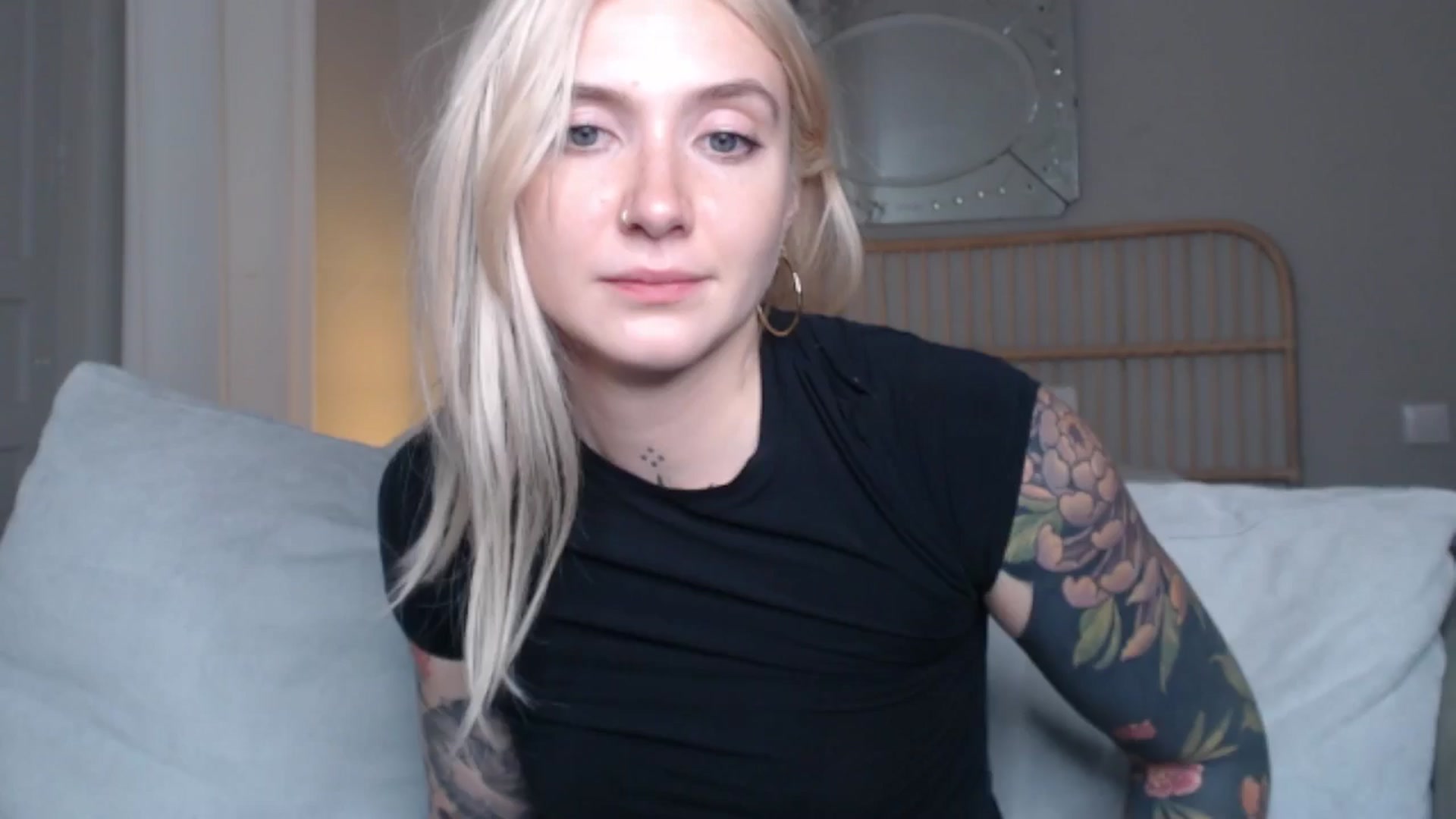 Gallery image thumbnail from Tattoo_bbgirl's myfreecams stream on, 09/05/2024, 18:33 image 10 of 20