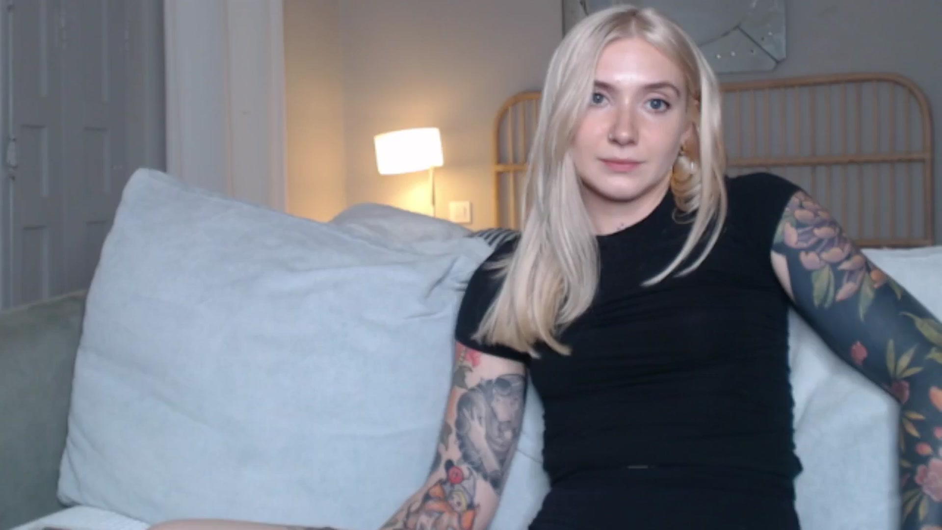 Gallery image thumbnail from Tattoo_bbgirl's myfreecams stream on, 09/05/2024, 18:33 image 14 of 20