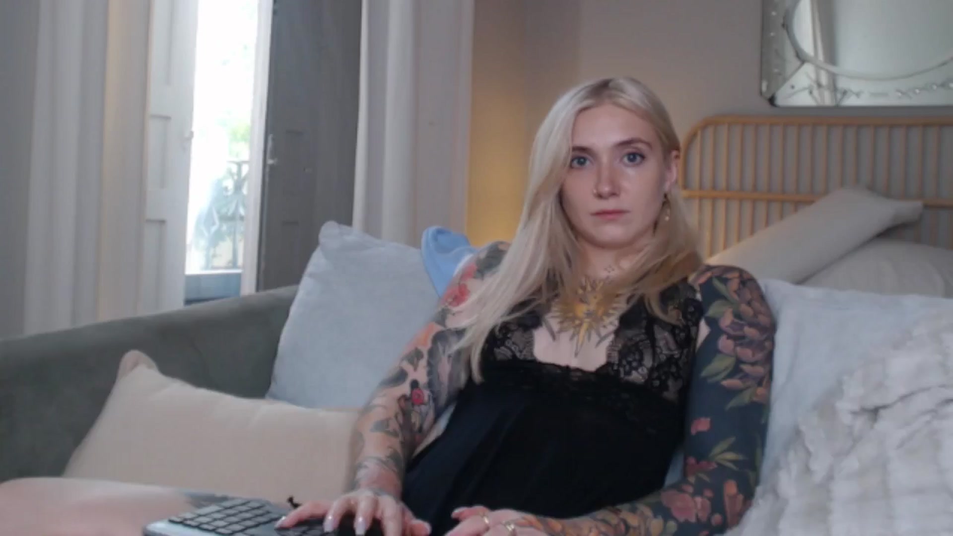 Gallery image thumbnail from Tattoo_bbgirl's myfreecams stream on, 09/06/2024, 16:02 image 18 of 20