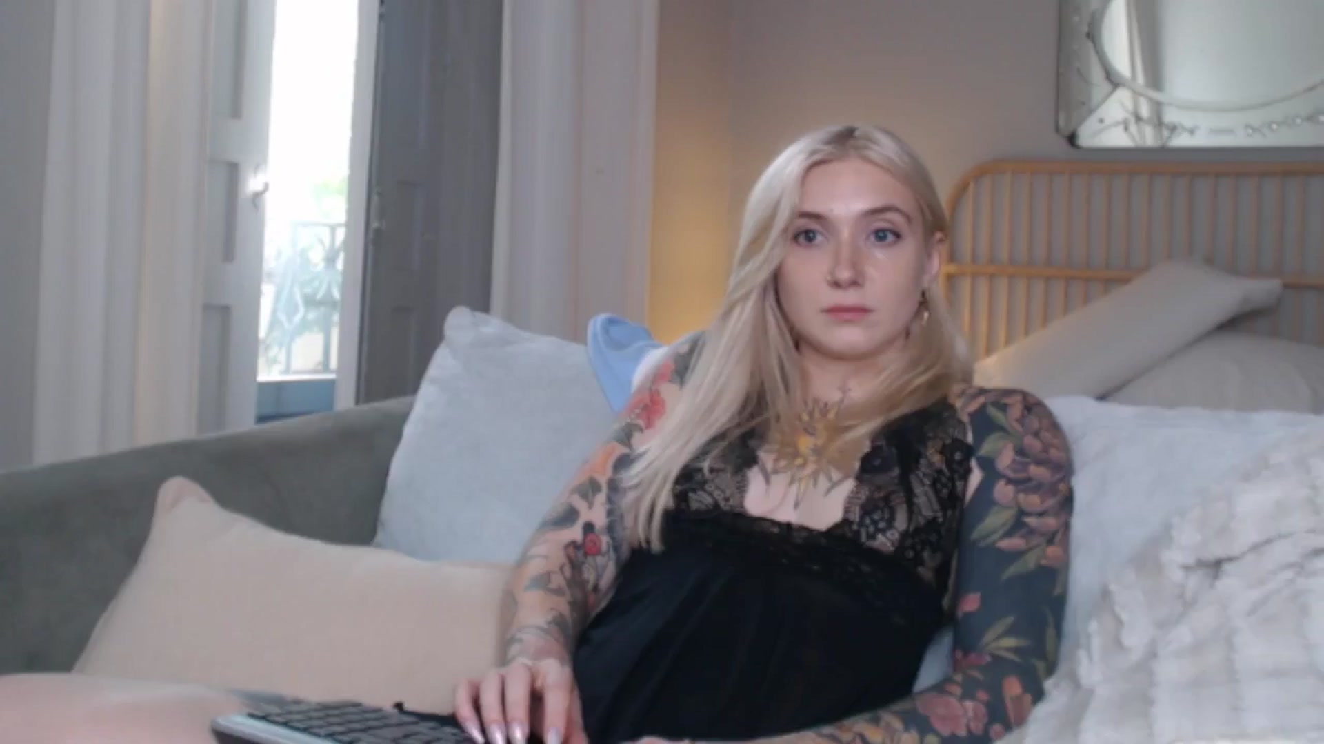 Gallery image thumbnail from Tattoo_bbgirl's myfreecams stream on, 09/06/2024, 16:02 image 19 of 20