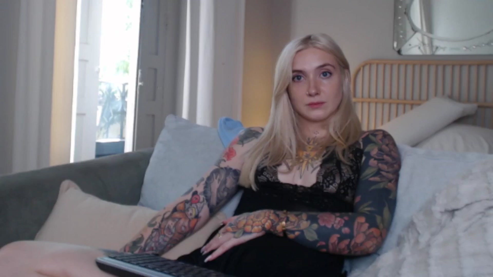 Gallery image thumbnail from Tattoo_bbgirl's myfreecams stream on, 09/06/2024, 16:02 image 16 of 20