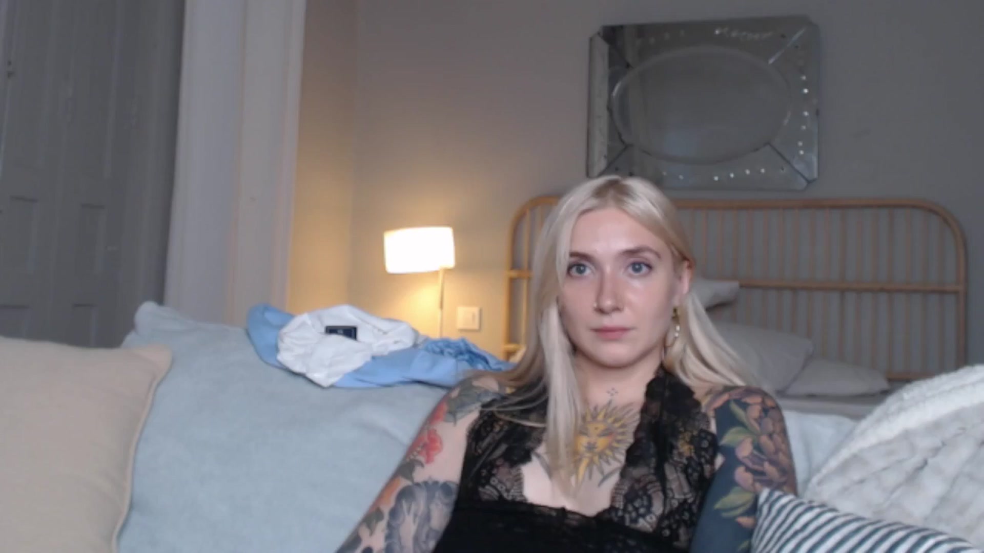Gallery image thumbnail from Tattoo_bbgirl's myfreecams stream on, 09/06/2024, 19:44 image 12 of 20