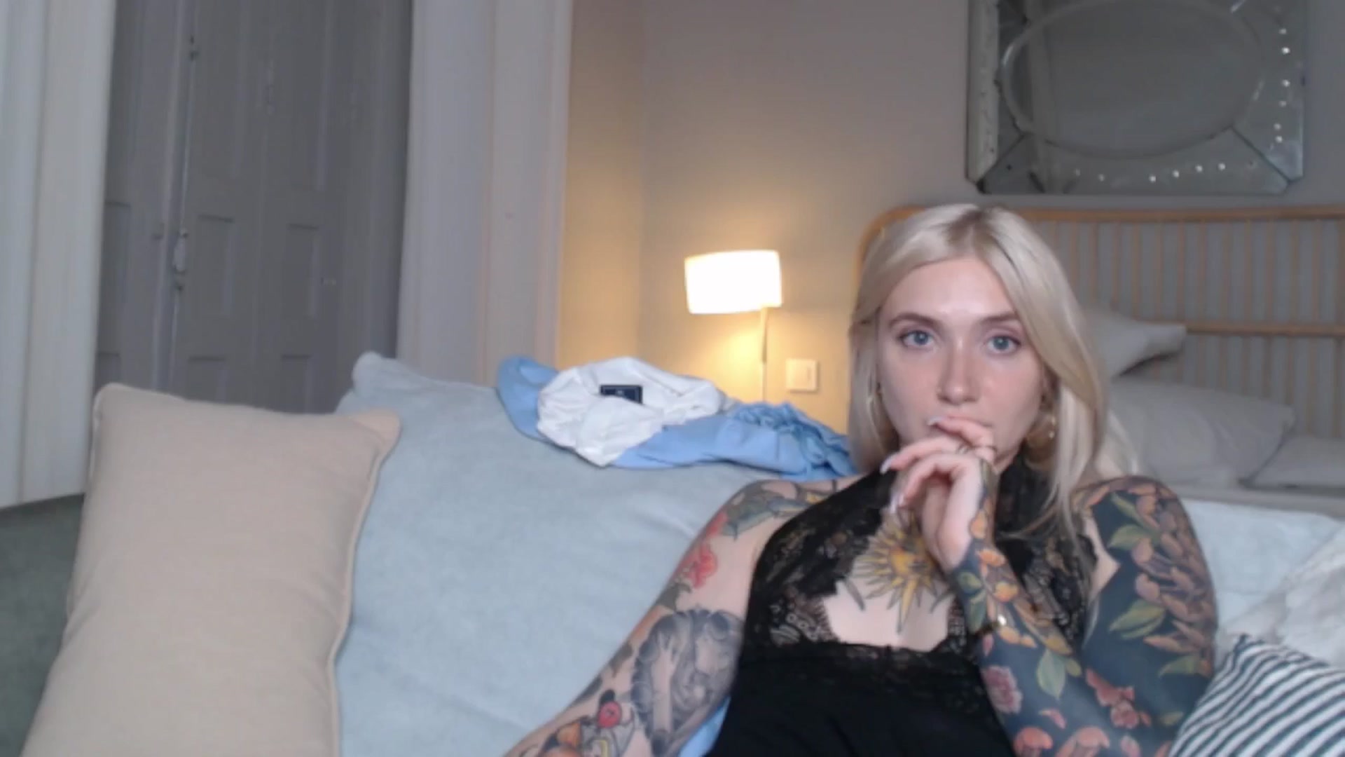 Gallery image thumbnail from Tattoo_bbgirl's myfreecams stream on, 09/06/2024, 19:44 image 16 of 20