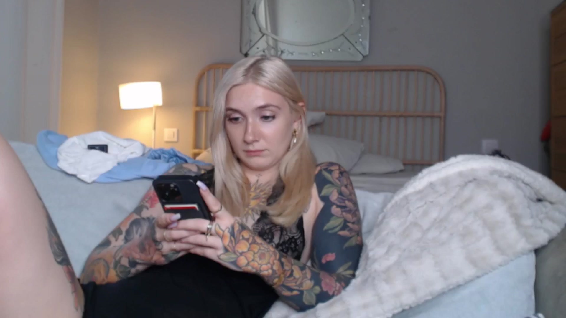 Gallery image thumbnail from Tattoo_bbgirl's myfreecams stream on, 09/06/2024, 19:44 image 3 of 20