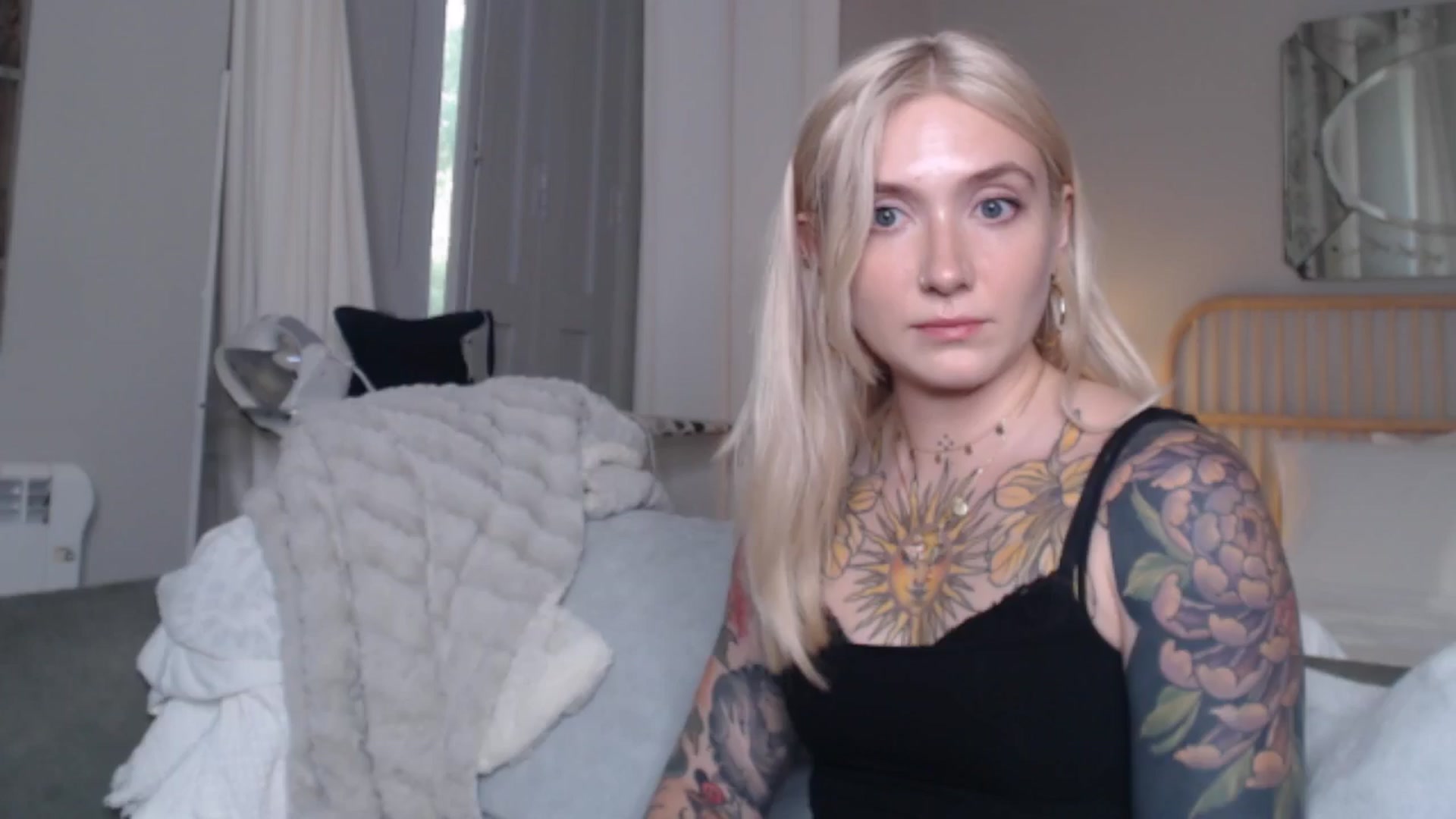 Gallery image thumbnail from Tattoo_bbgirl's myfreecams stream on, 09/09/2024, 17:43 image 13 of 20
