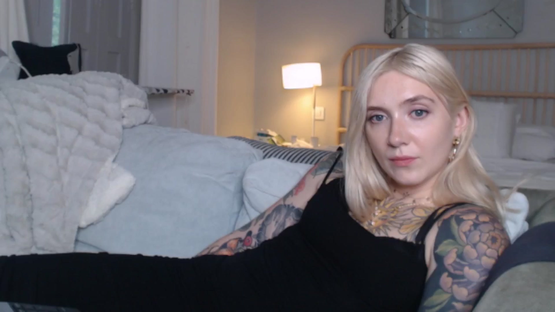 Gallery image thumbnail from Tattoo_bbgirl's myfreecams stream on, 09/09/2024, 17:43 image 18 of 20