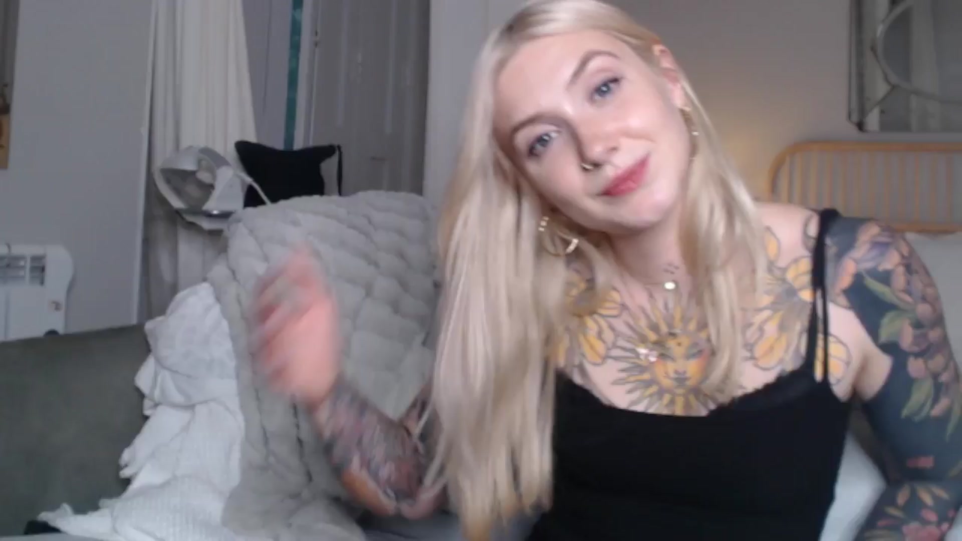 Gallery image thumbnail from Tattoo_bbgirl's myfreecams stream on, 09/09/2024, 19:19 image 3 of 20