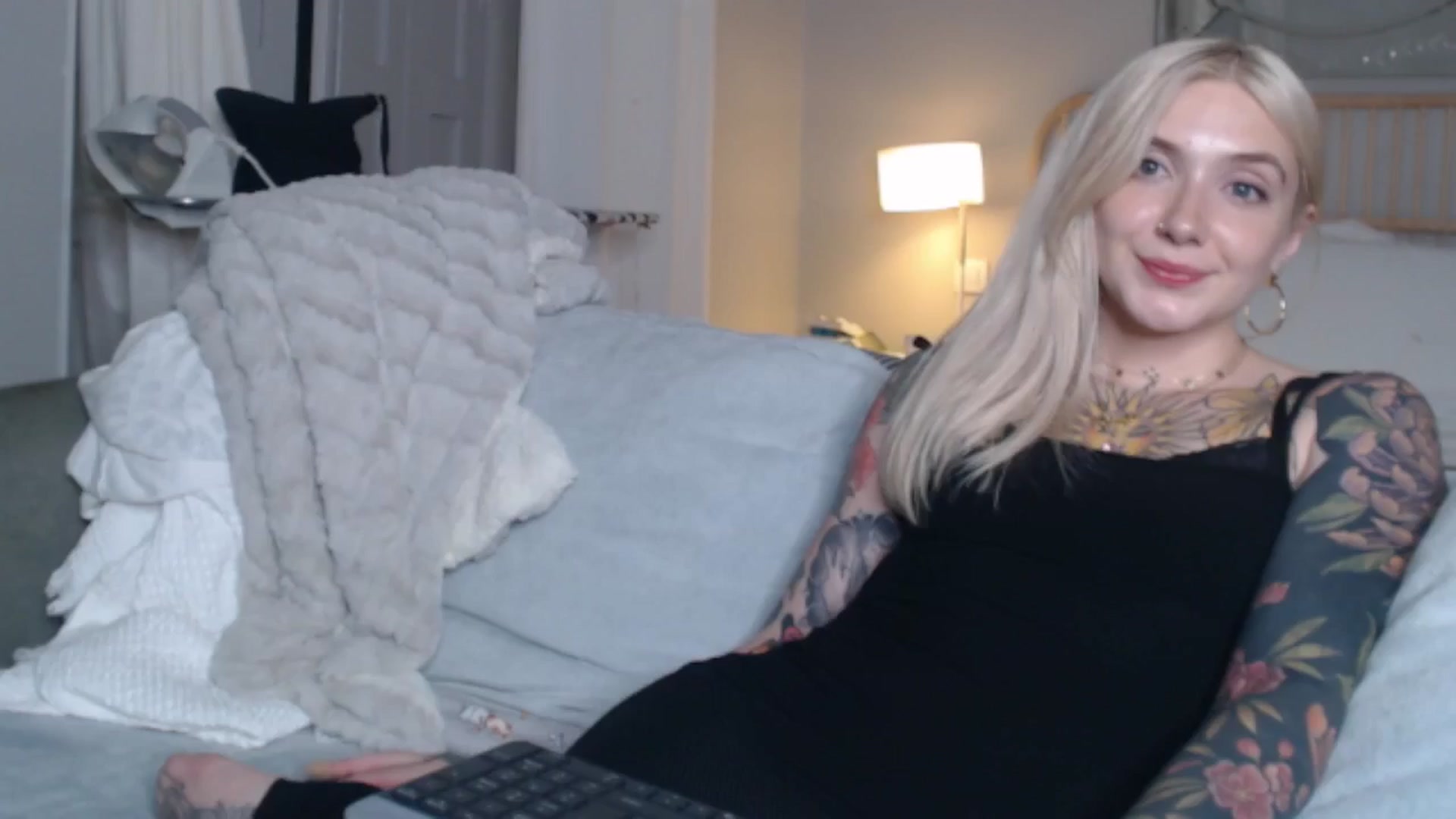 Gallery image thumbnail from Tattoo_bbgirl's myfreecams stream on, 09/09/2024, 19:19 image 10 of 20