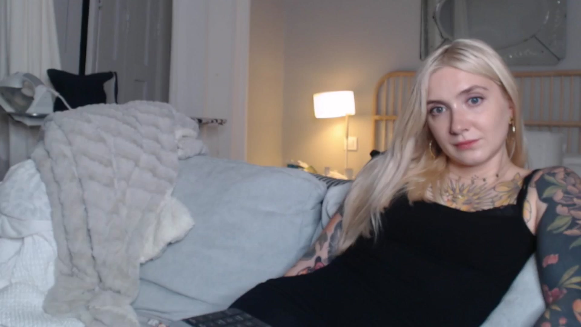 Gallery image thumbnail from Tattoo_bbgirl's myfreecams stream on, 09/09/2024, 19:19 image 13 of 20